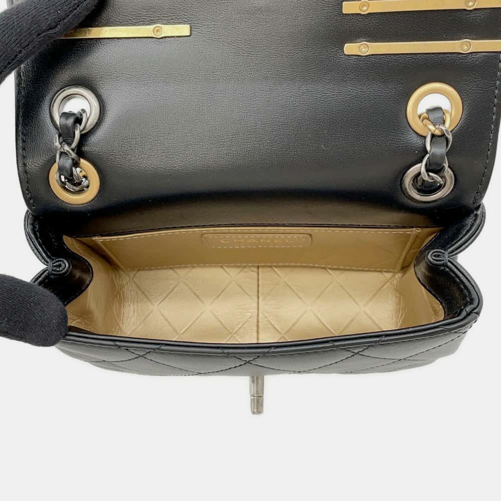 Chanel Black Lambskin Charm Single Flap Mini Chain Shoulder   Bag 