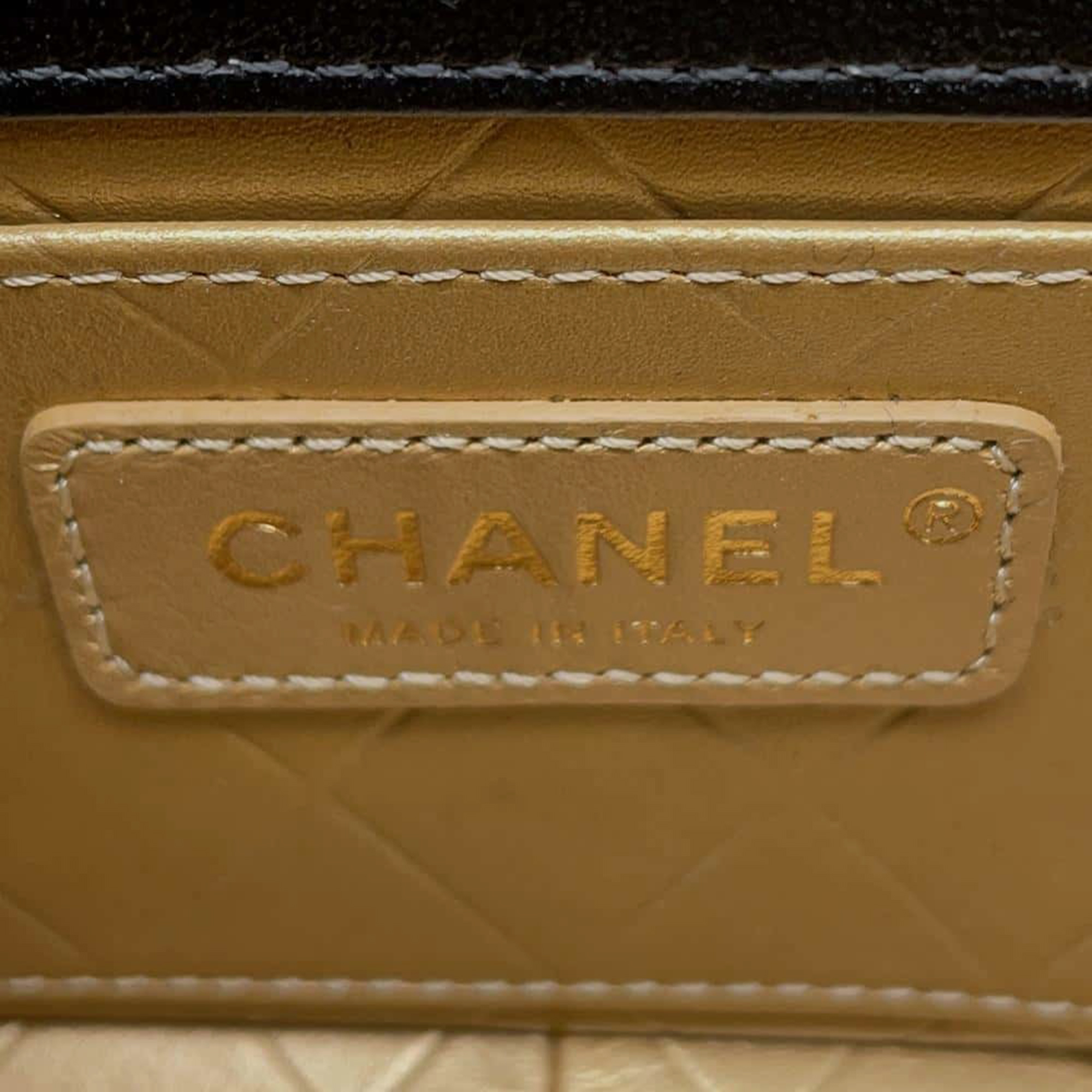 Chanel Black Lambskin Charm Single Flap Mini Chain Shoulder   Bag 