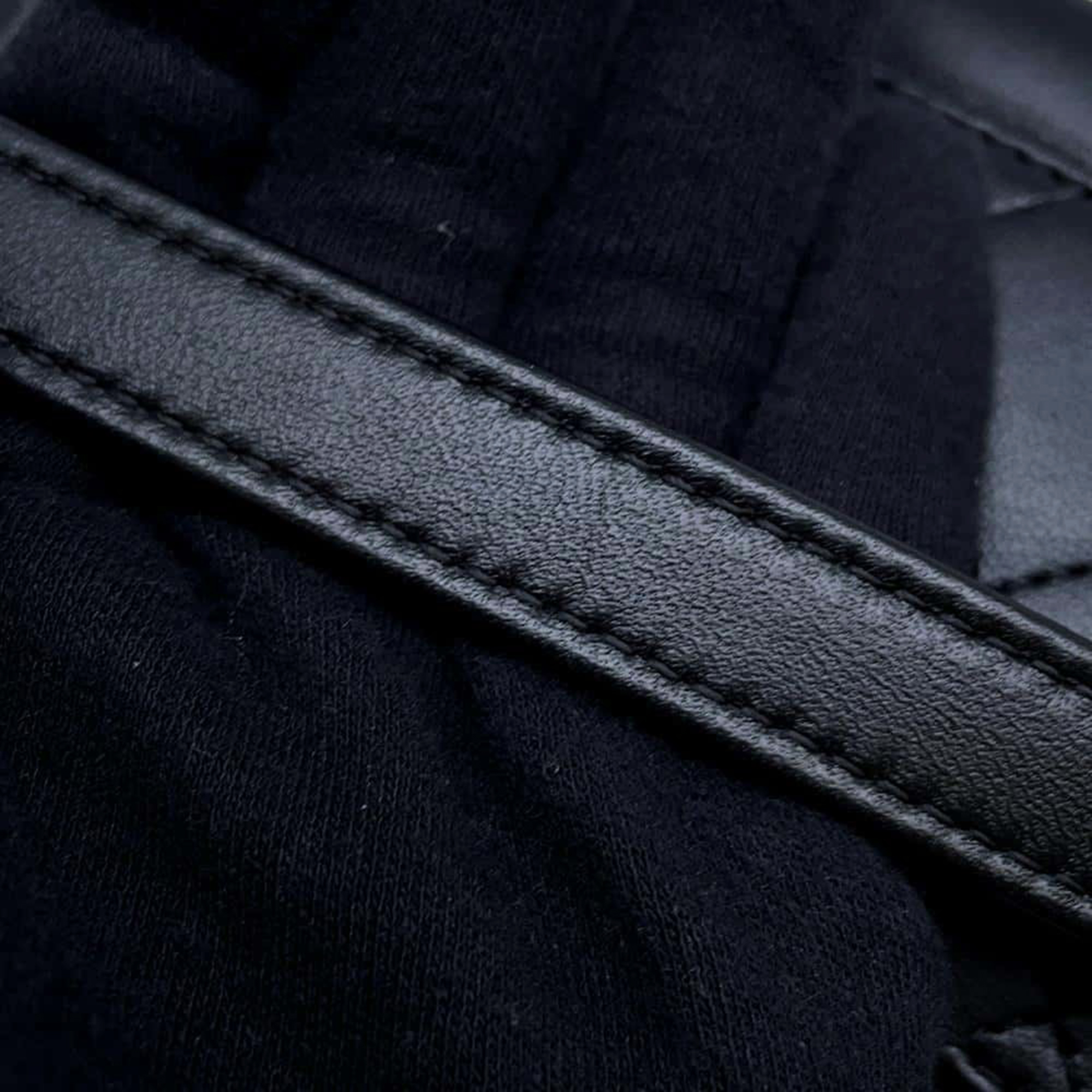 Chanel Black Lambskin Charm Single Flap Mini Chain Shoulder   Bag 
