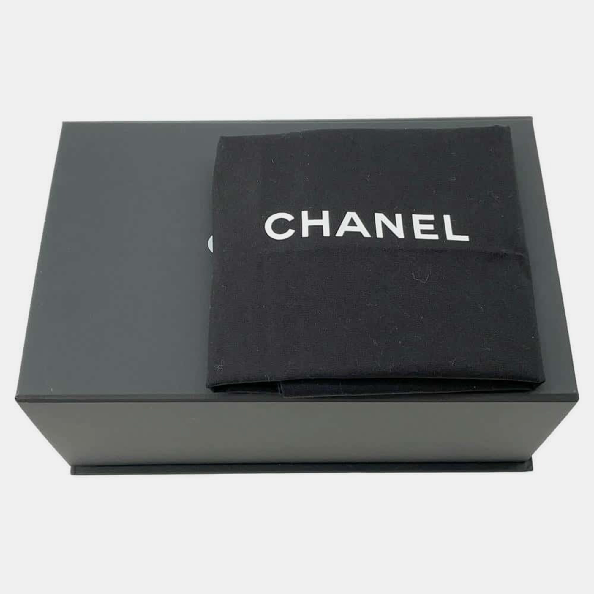 Chanel Black Lambskin Charm Single Flap Mini Chain Shoulder   Bag 