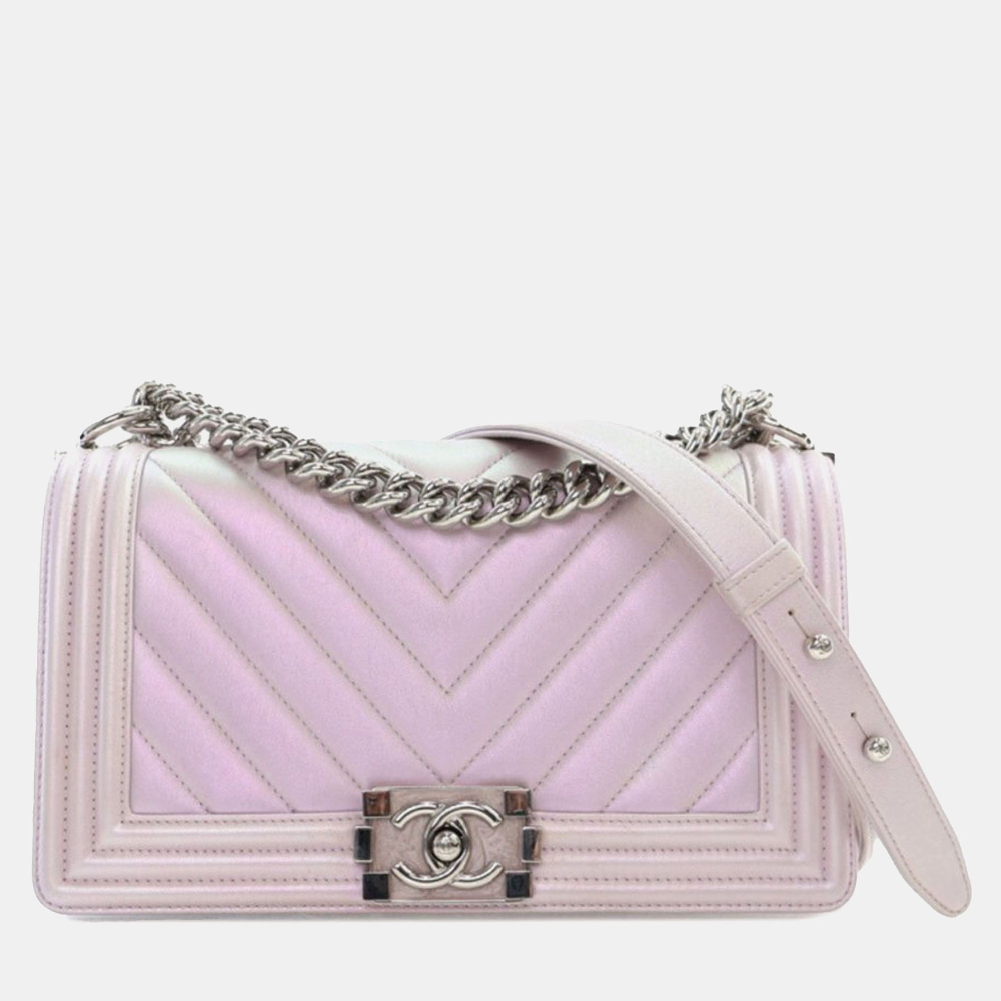 

Chanel Purple Medium Chevron Iridescent Calfskin Boy Flap Bag