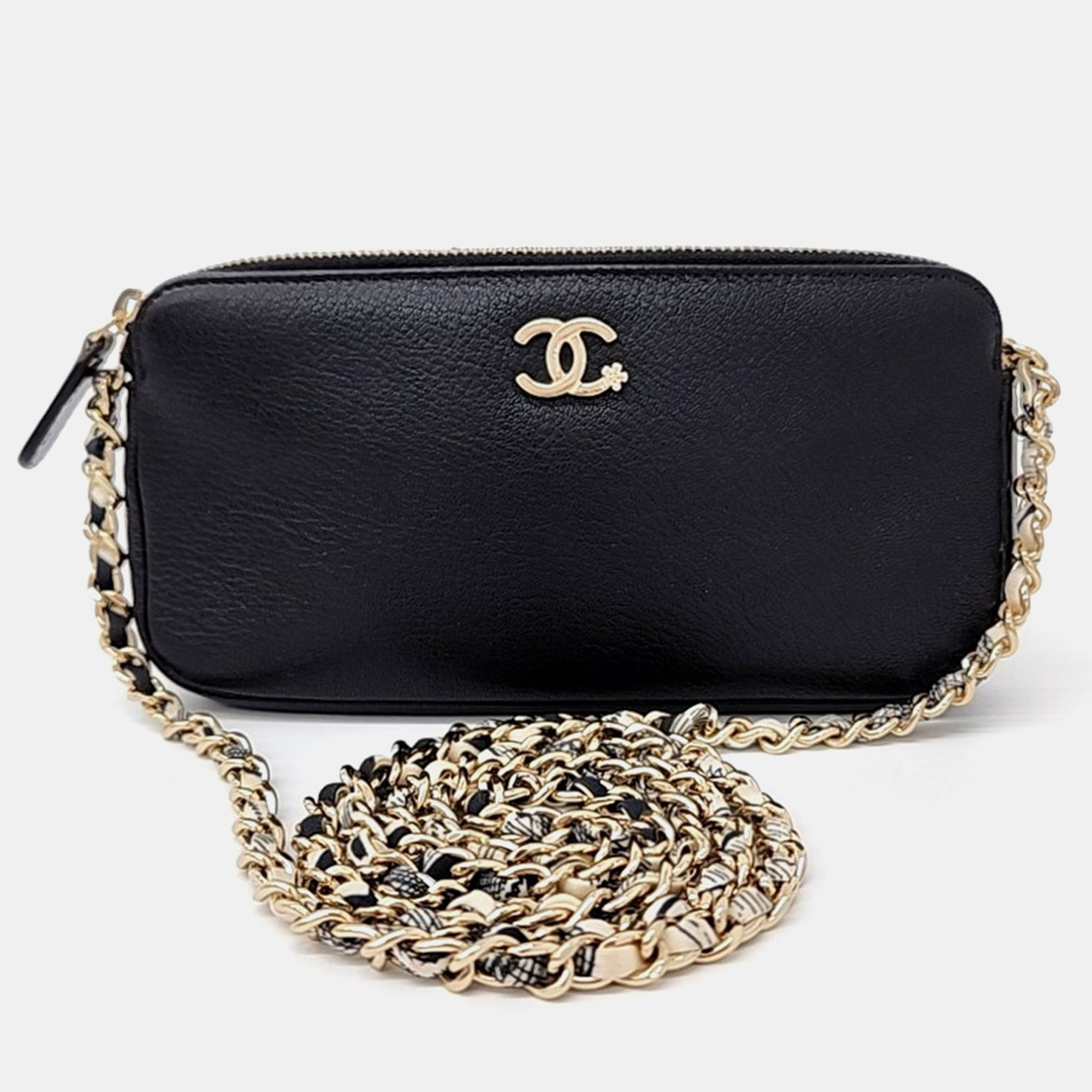 

Chanel Black Leather mini chain Crossbody Bag