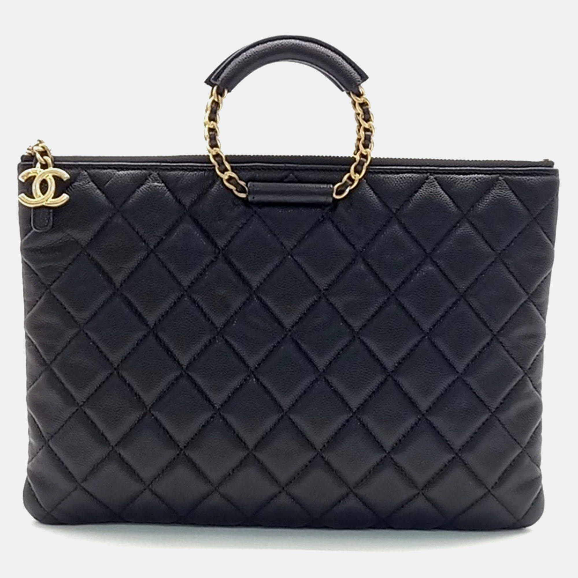 

Chanel Black Leather quilted Loop Clutch