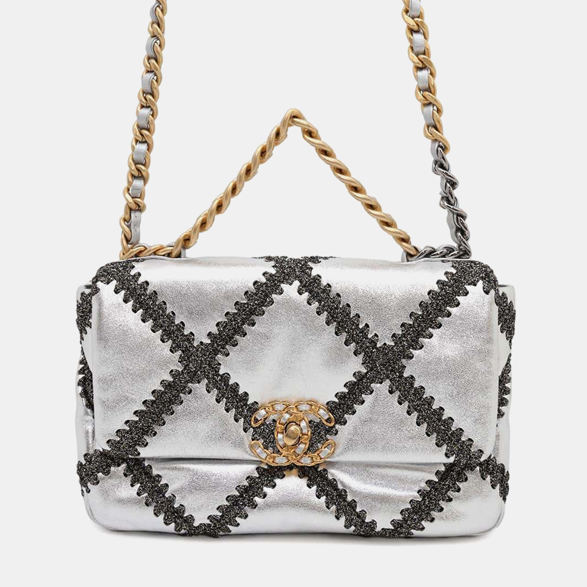 

Chanel Chanel19 Silver Chain Calf Leather Shoulder Bag