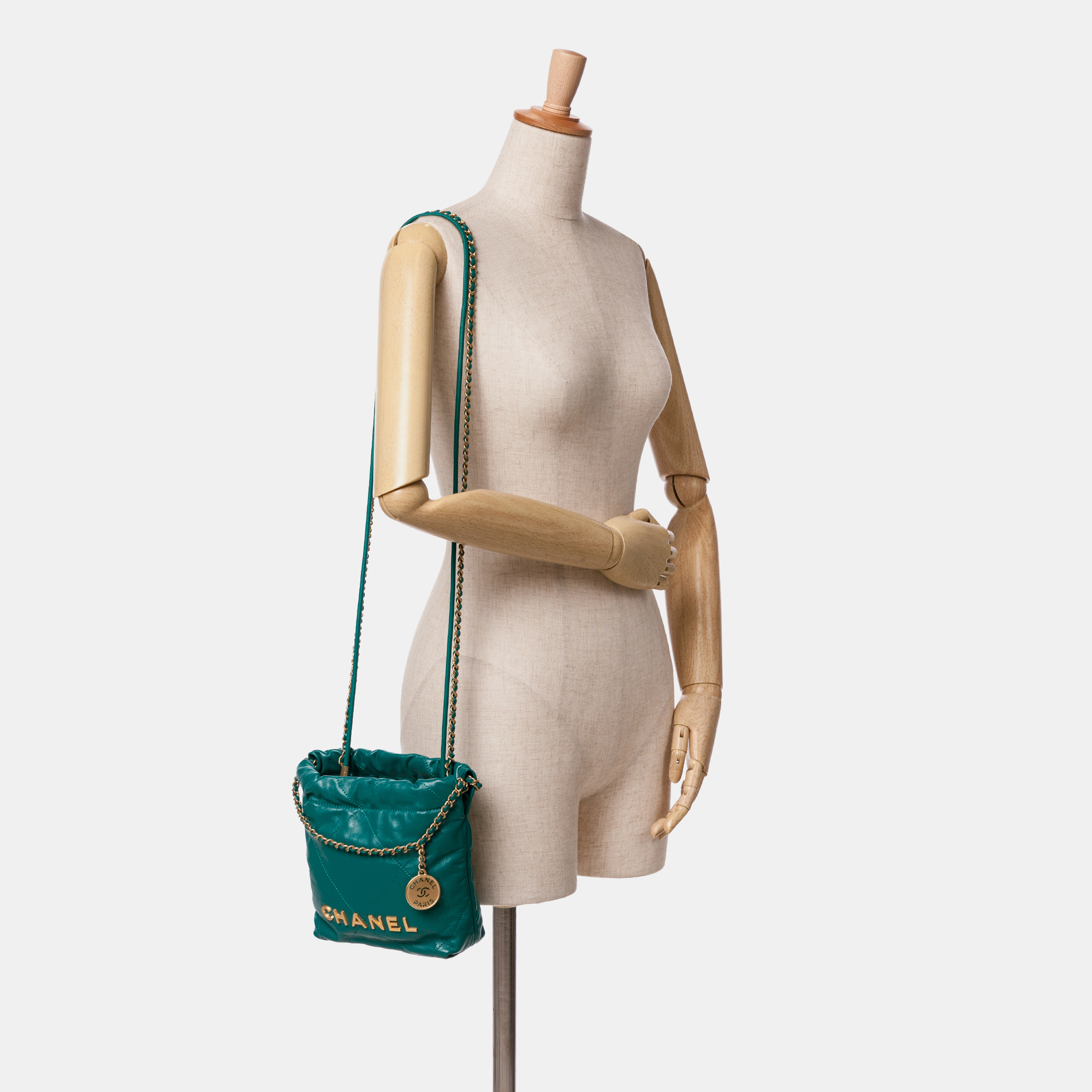 Chanel Green Calfskin Mini Shiny 22 Handbag 