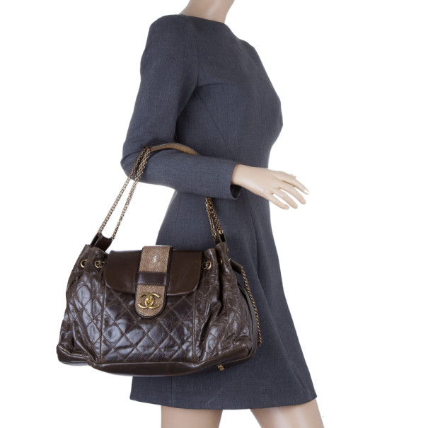 

Chanel Brown Calfskin and Stingray Jumbo Accordion Bag