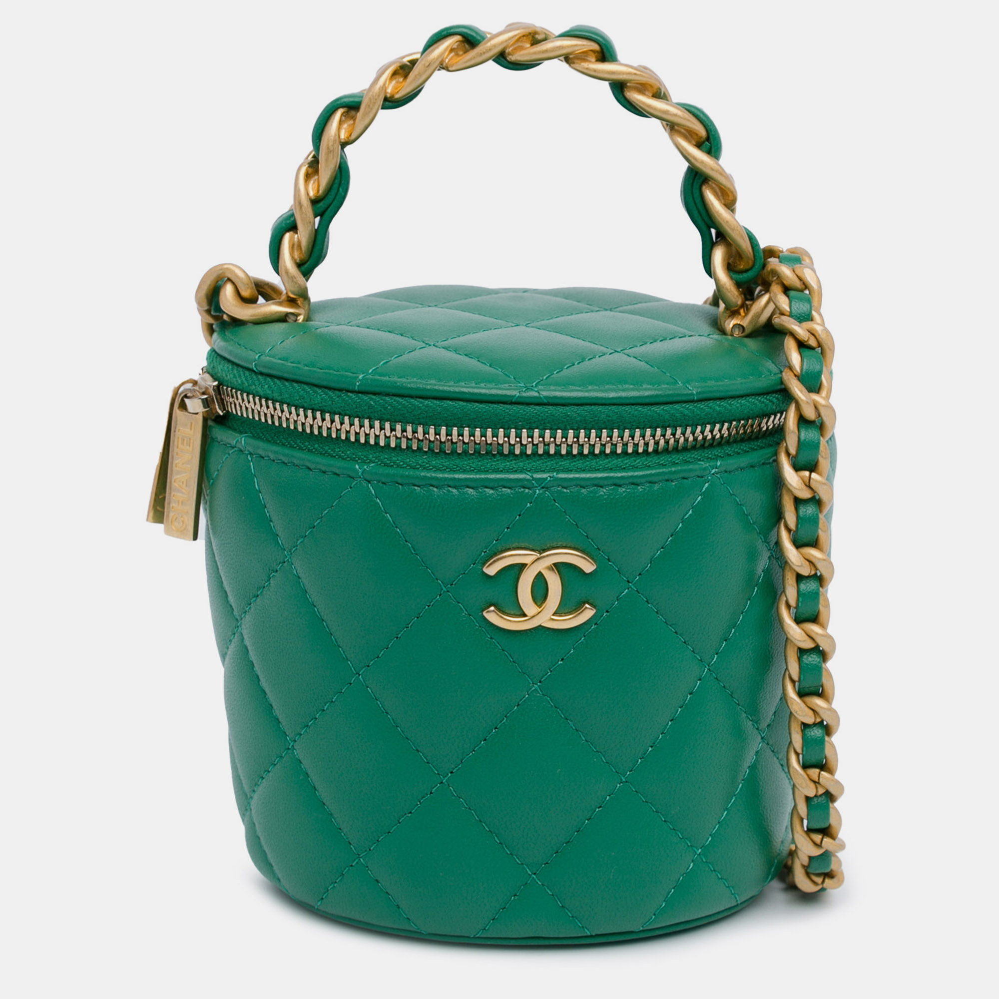 

Chanel Green Quilted Lambskin Afternoon Tea Vanity Case with Chain