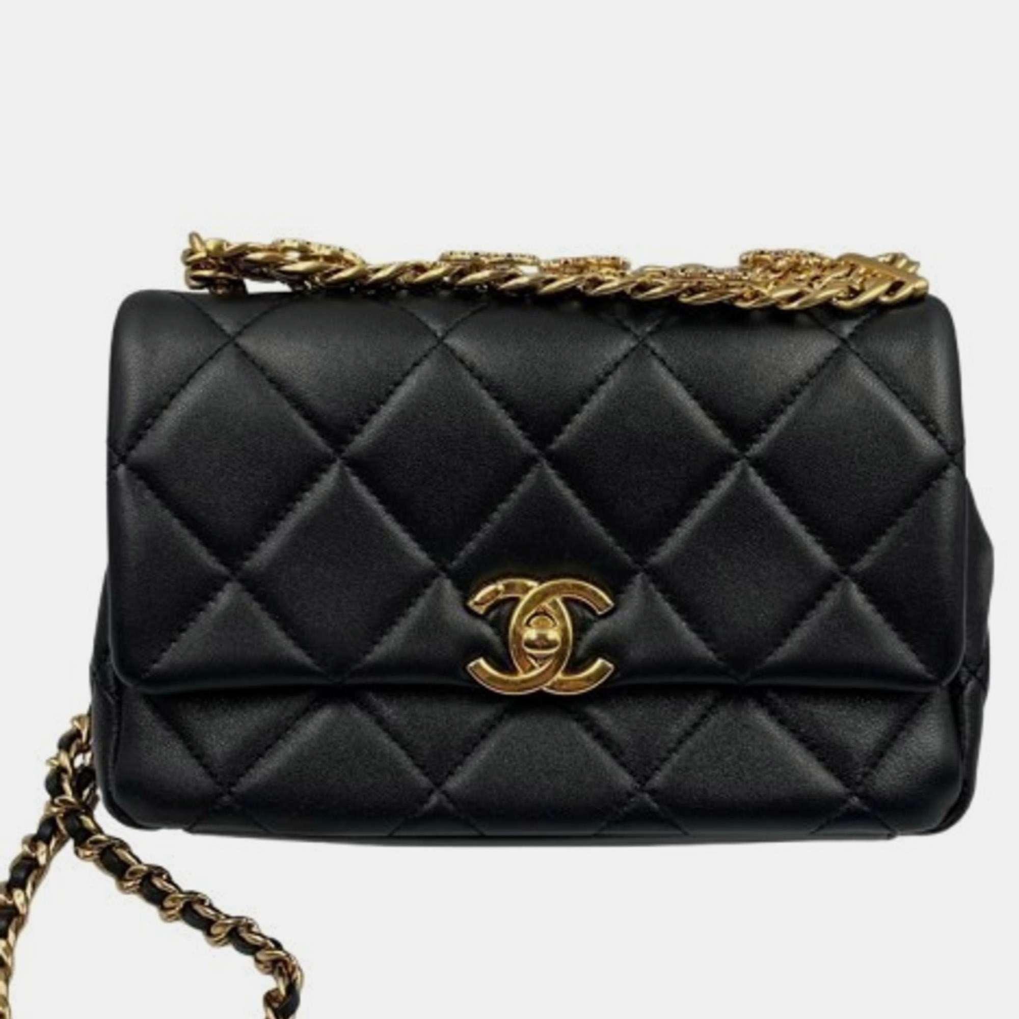 

Chanel Black Lambskin Leather Chain Shoulder Bag