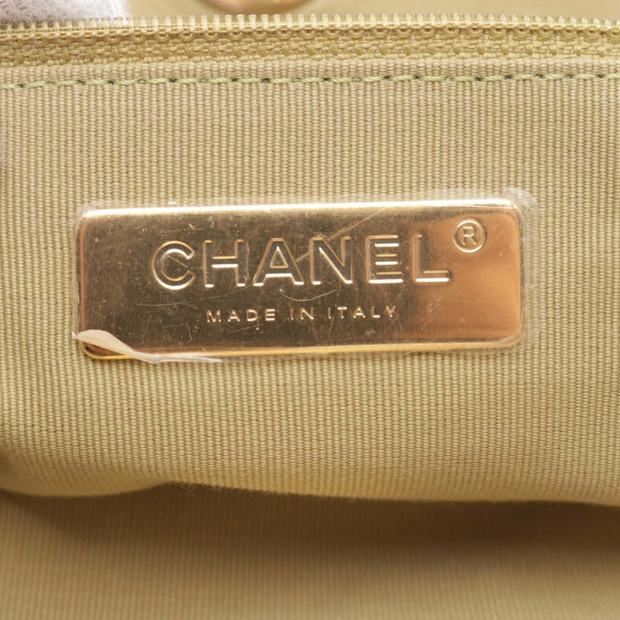 Chanel Beige Lambskin Leather 19 Shoulder Bag 