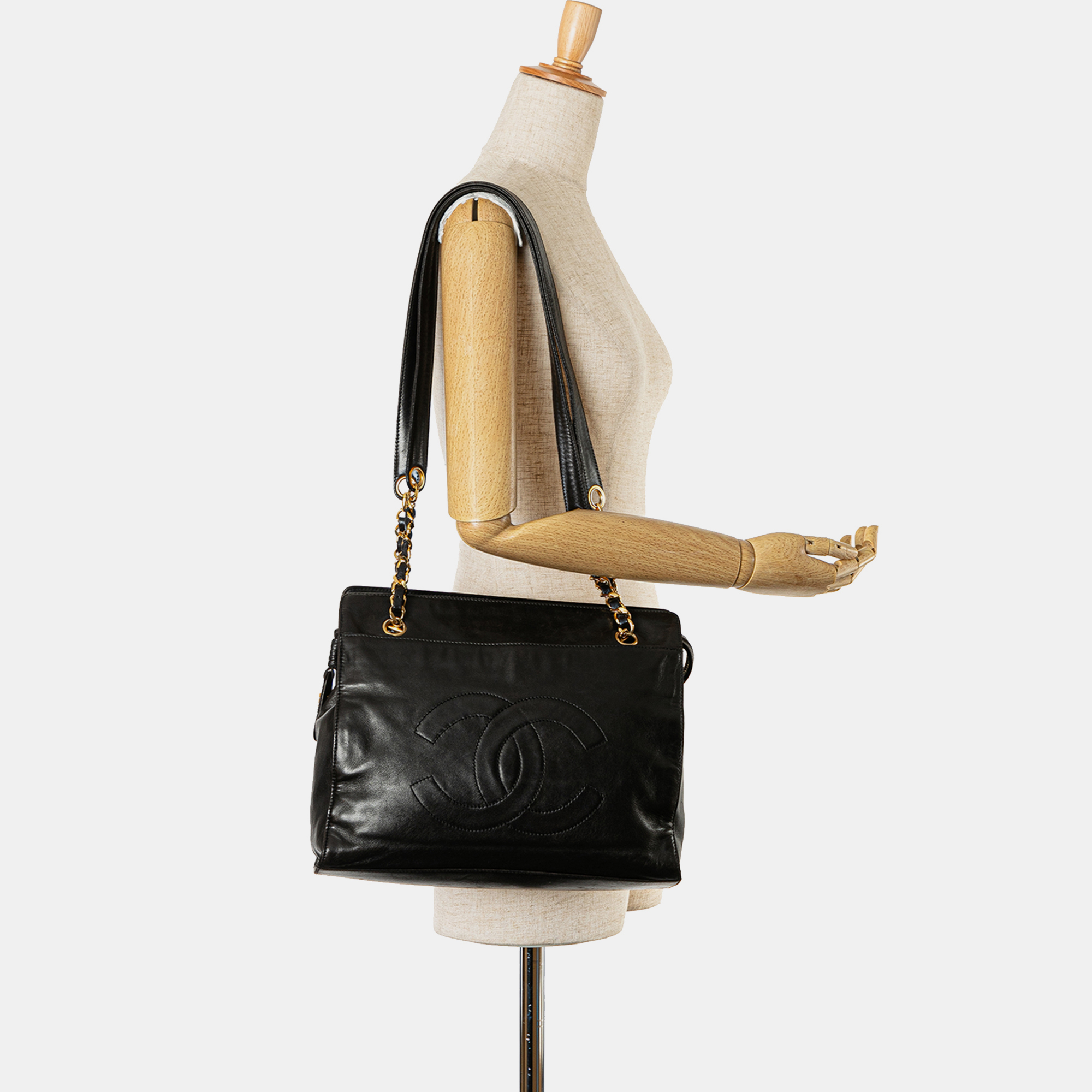 Chanel Black CC Lambskin Chain Tote 