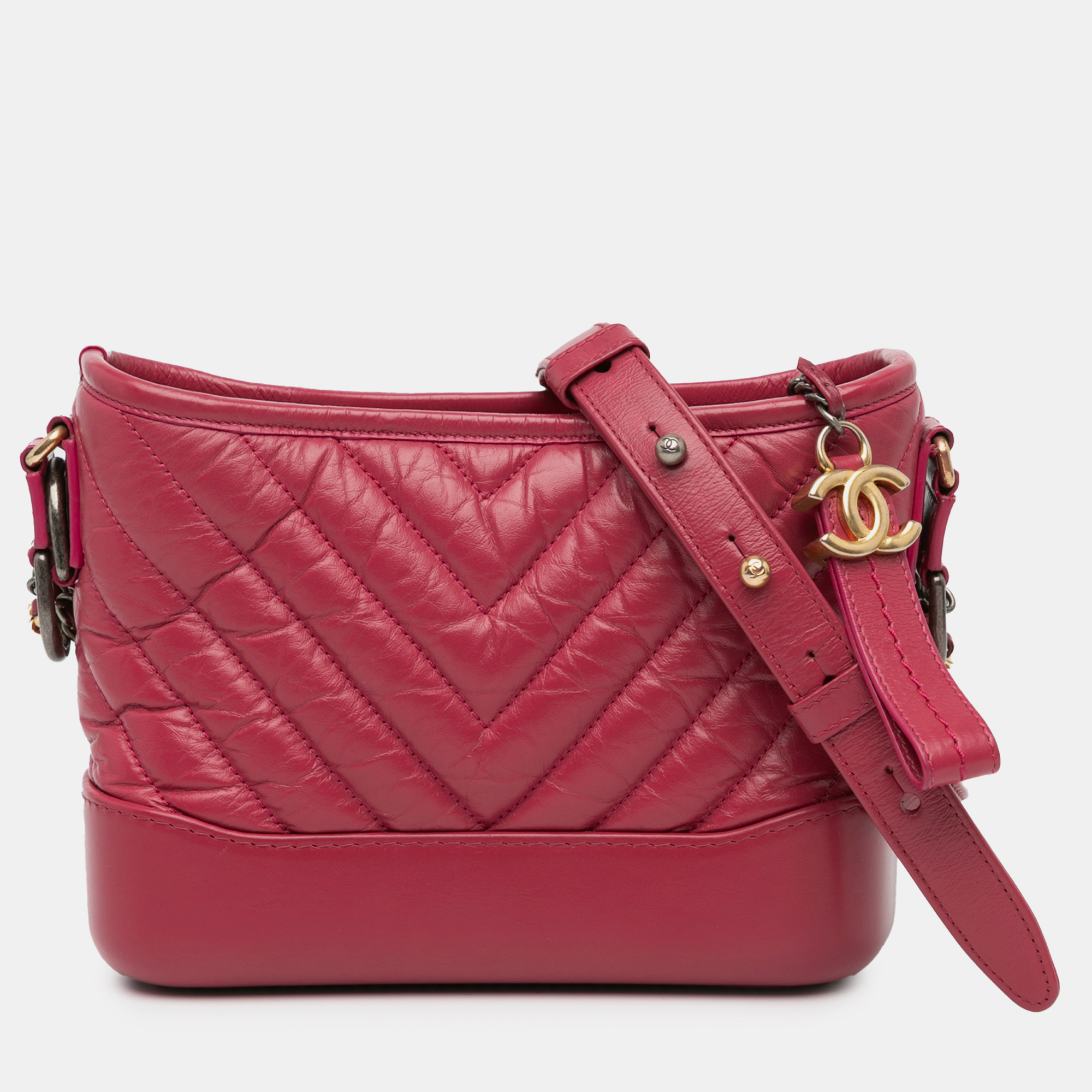 

Chanel Red Small Chevron Aged Calfskin Gabrielle Crossbody