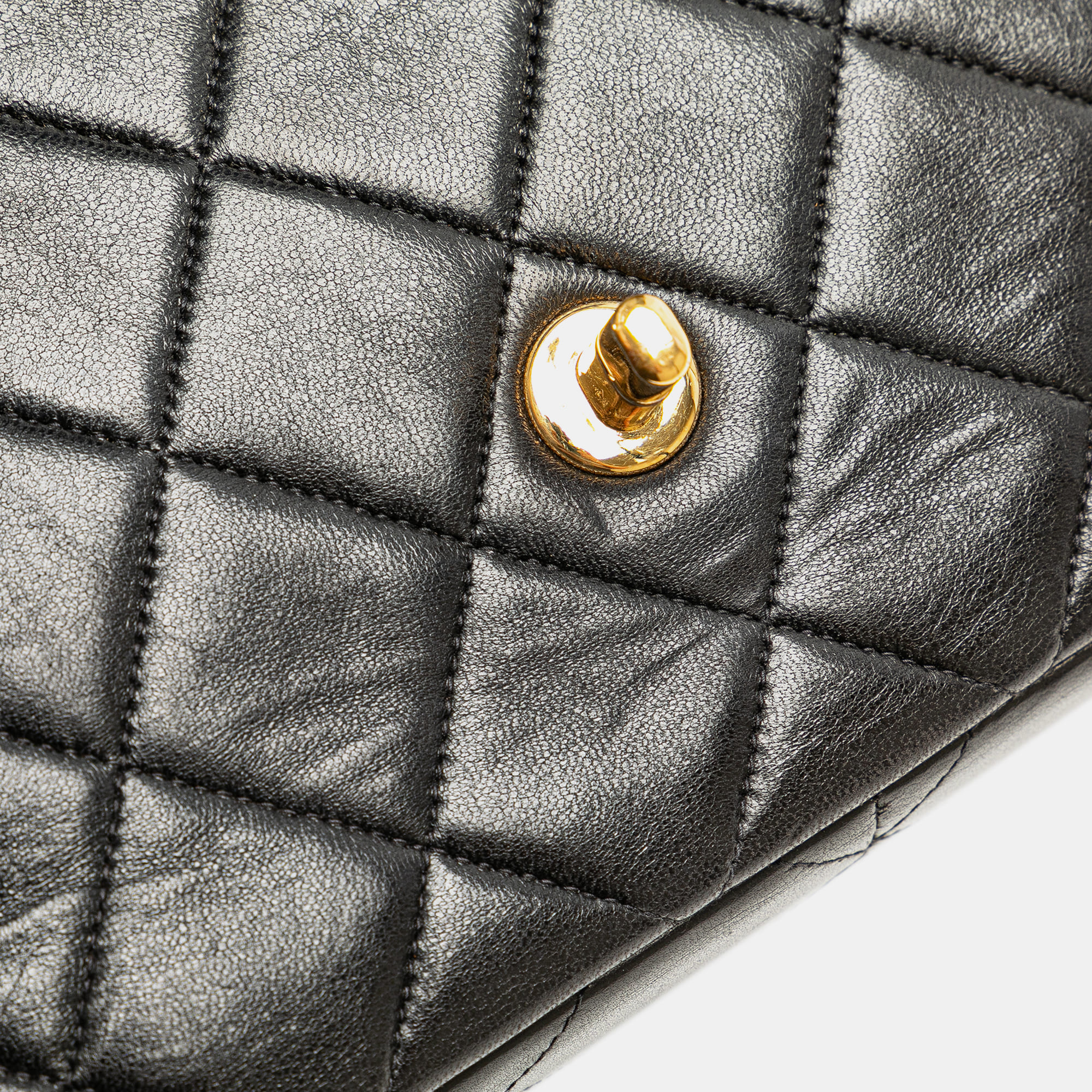 Chanel Black Medium Quilted Lambskin Border Single Flap 