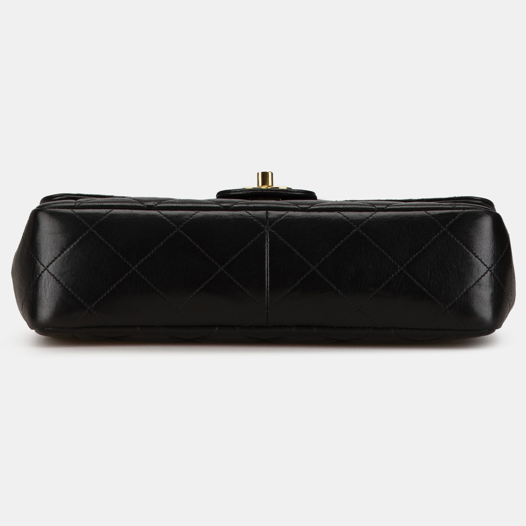 Chanel Black Medium Quilted Lambskin Border Single Flap 