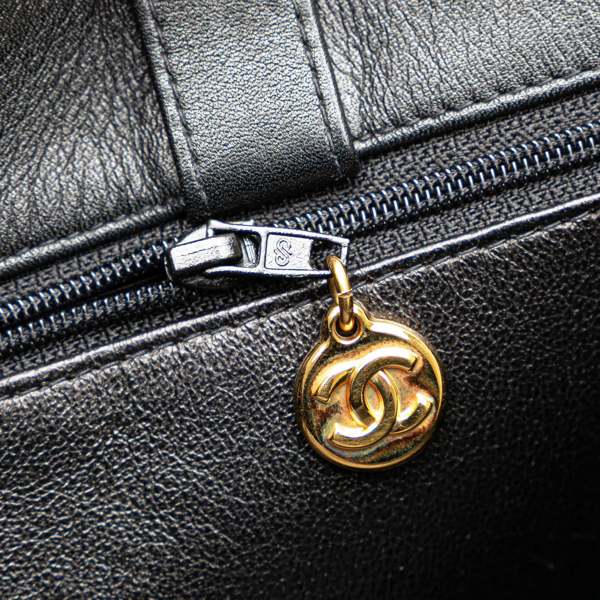 Chanel Black CC Lambskin XL Tote Bag 