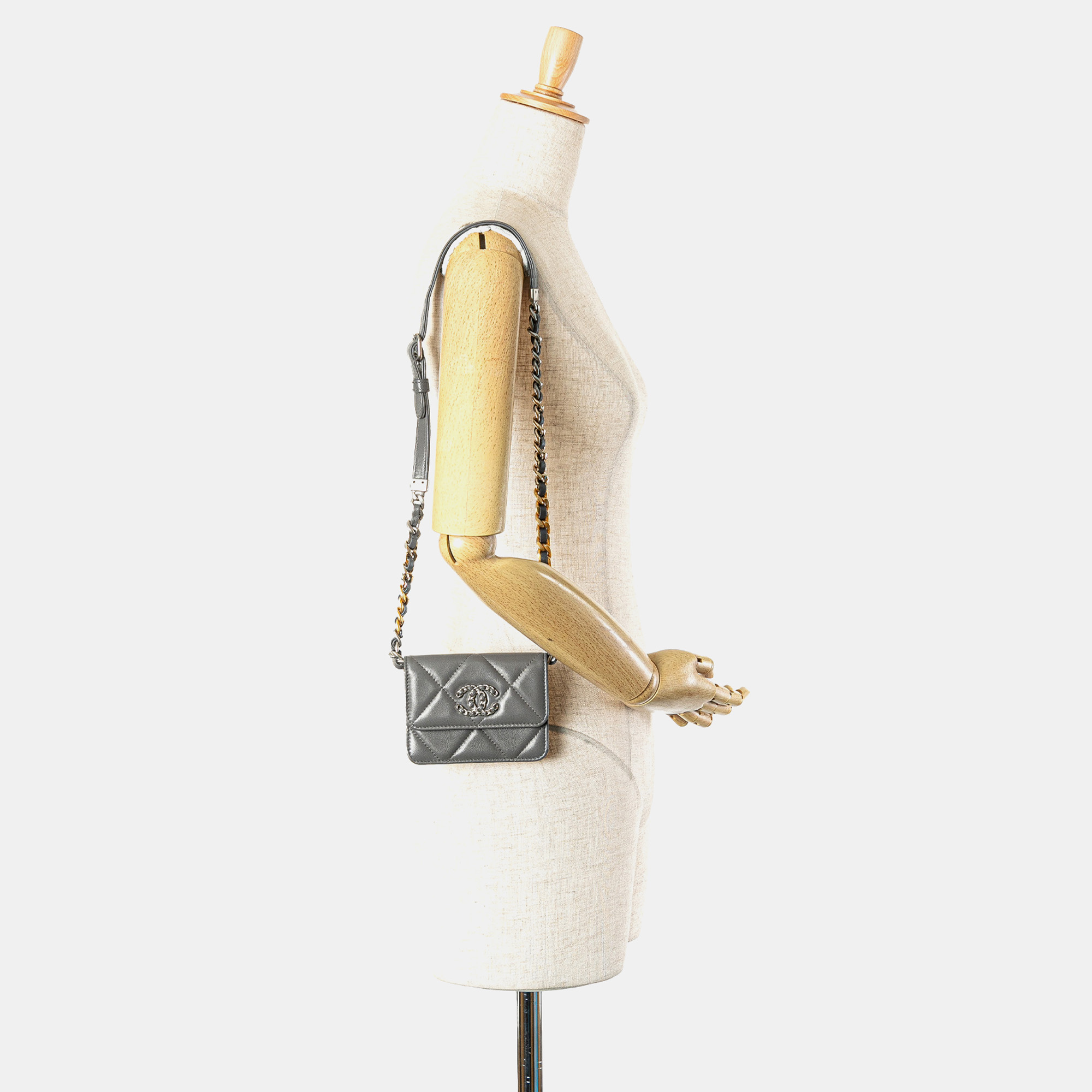 Chanel Grey Lambskin 19 Flap Coin Purse With Chain 
