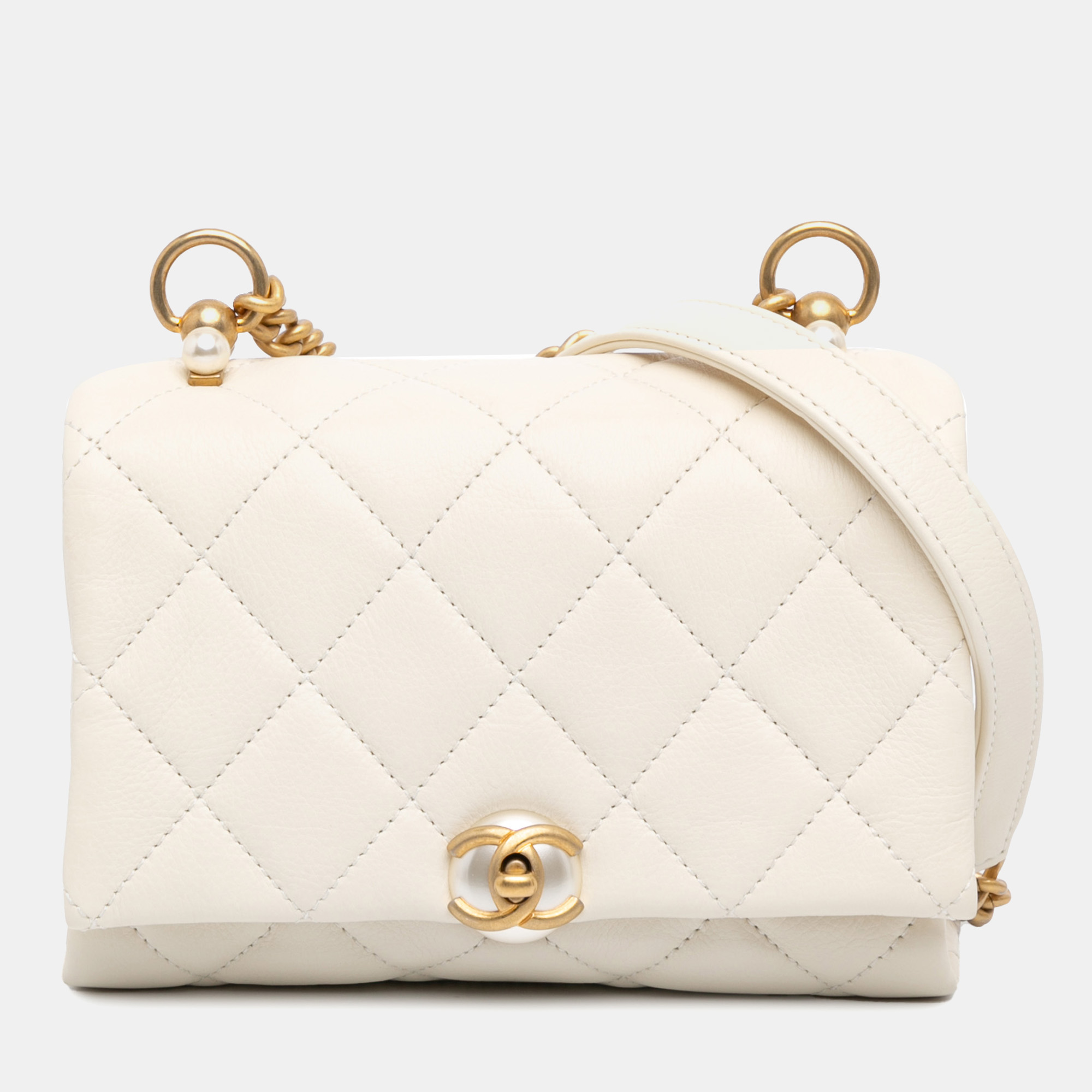 

Chanel White Quilted Calfskin Pearl CC Accordion Flap Bag