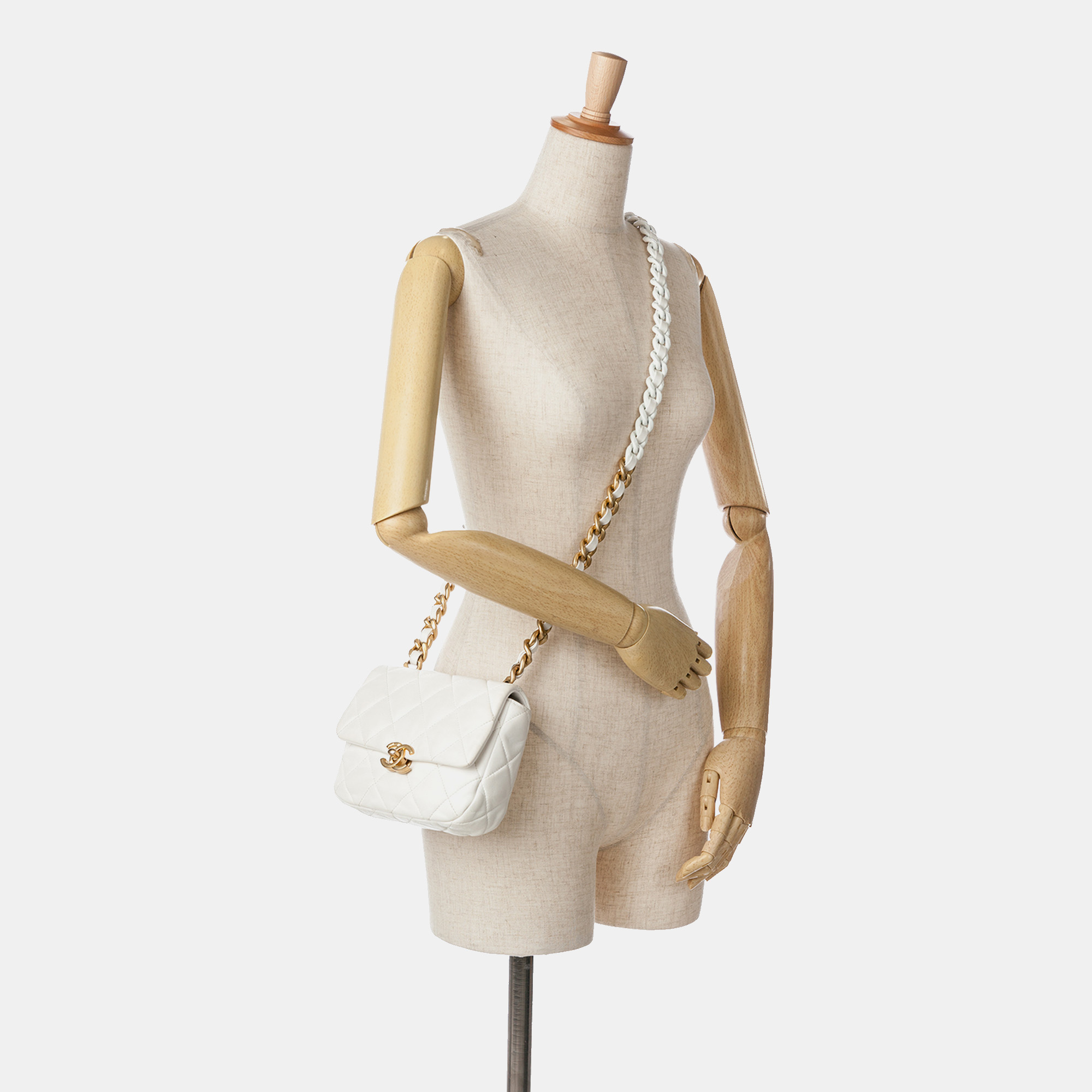 Chanel White Mini Quilted Lambskin Lacquered Chain Flap Bag 