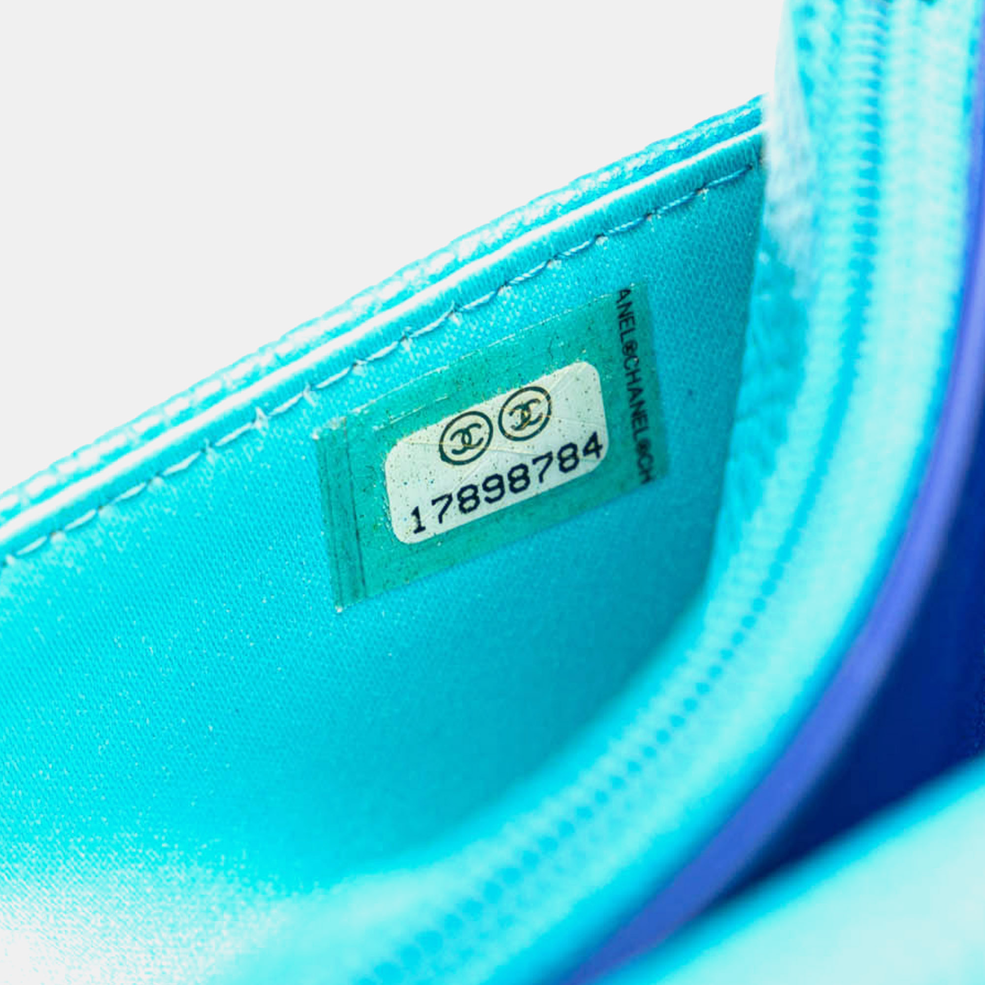 Chanel Blue Caviar Bicolor CC Wallet On Chain 