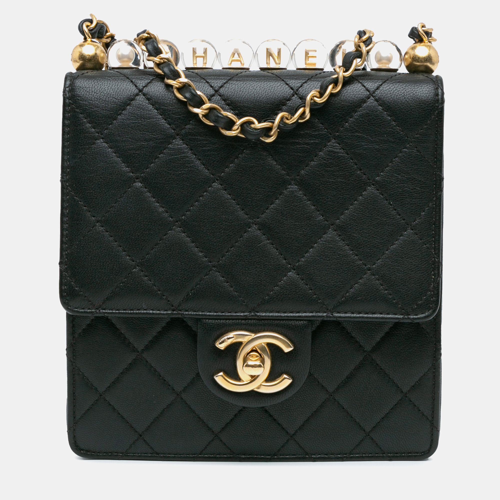 

Chanel Black Quilted Goatskin Chic Pearls Flap