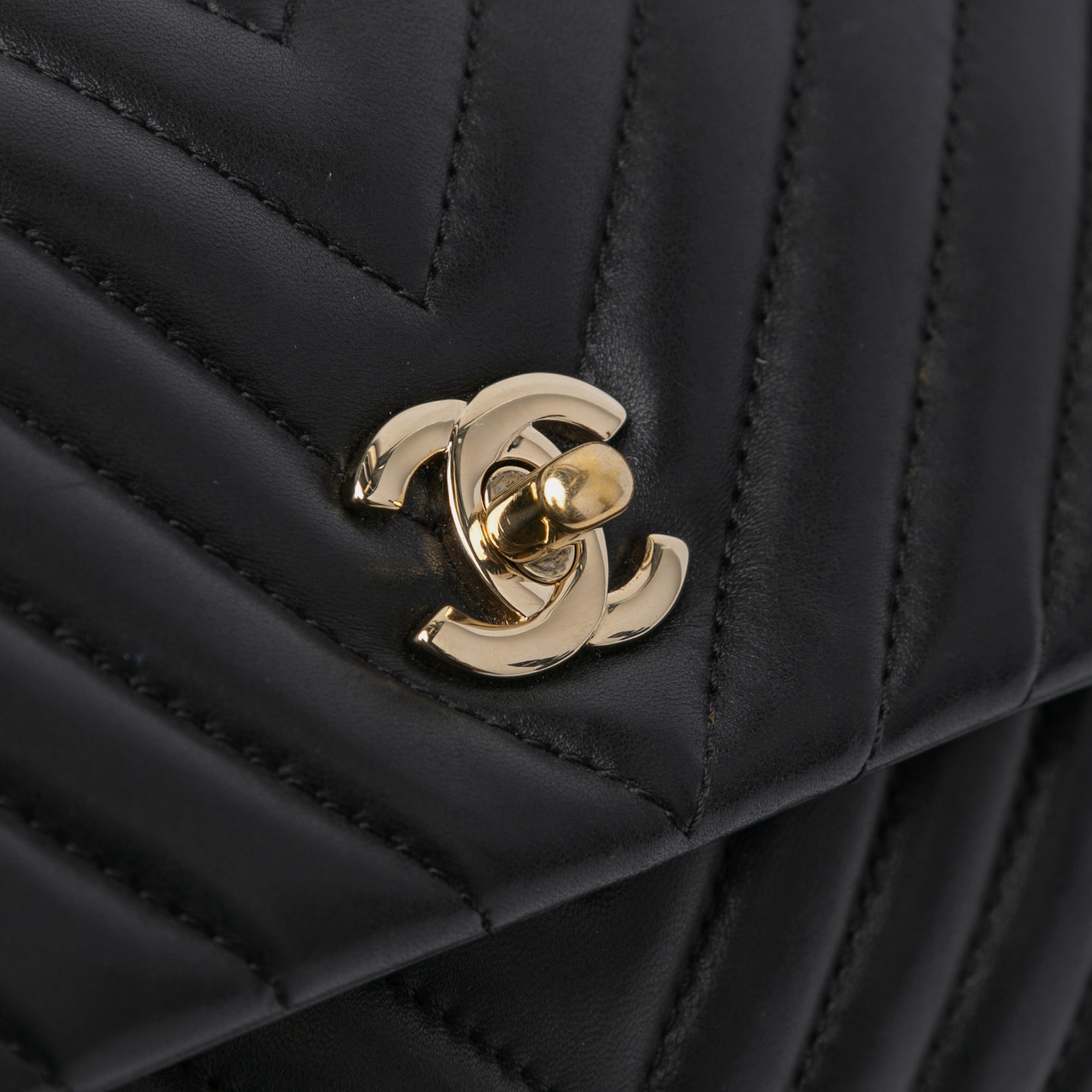 Chanel Black Chevron Lambskin Fold Up Again Clutch 