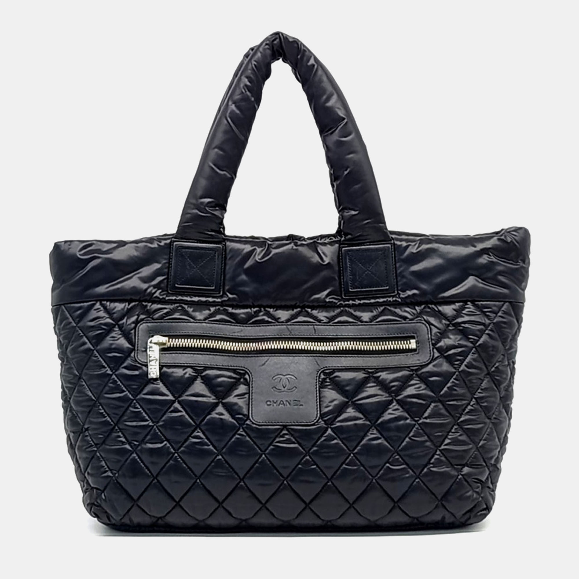 

Chanel Black Nylon Cocoon Bag