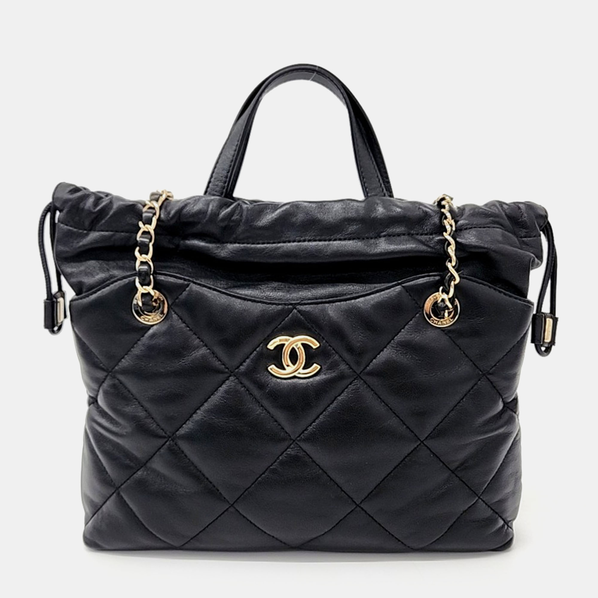 

Chanel Black Leather tote bag