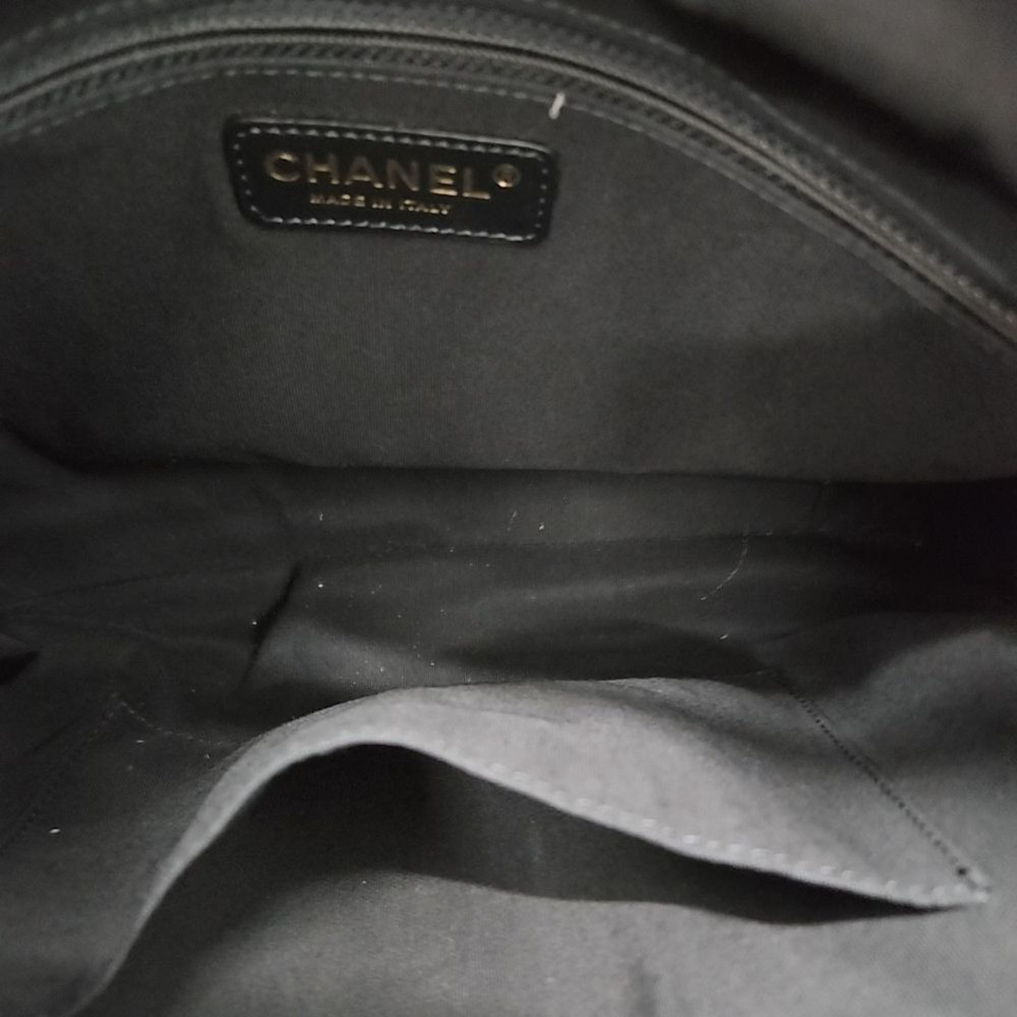 Chanel Black Leather tote bag 