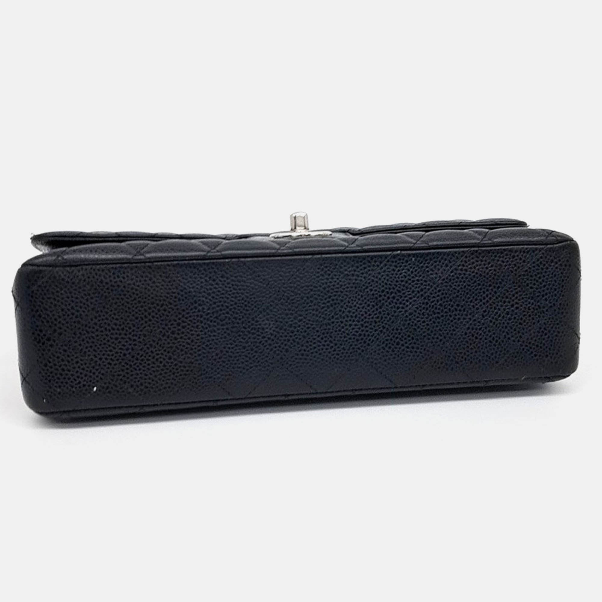 Chanel Black Leather Classic Medium bag 