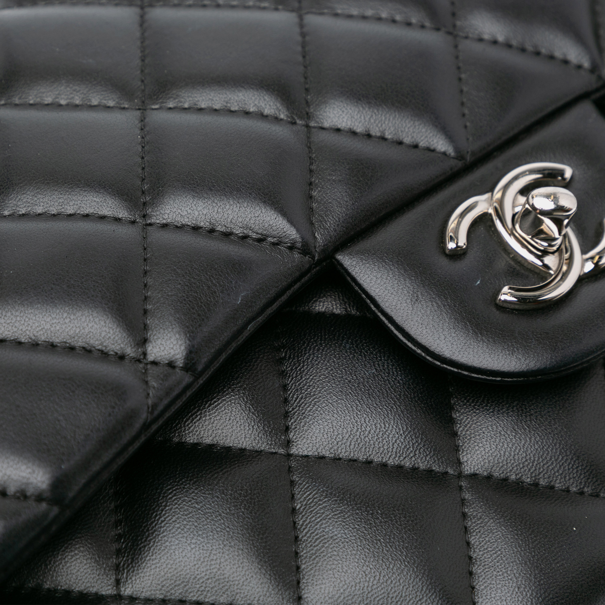 Chanel Black Jumbo Classic Lambskin Double Flap Bag 