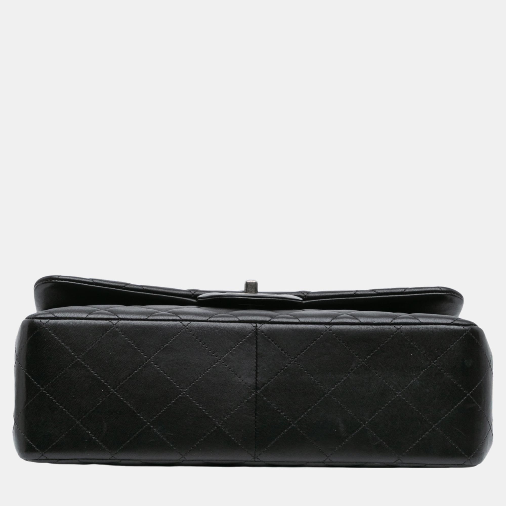 Chanel Black Jumbo Classic Lambskin Double Flap 