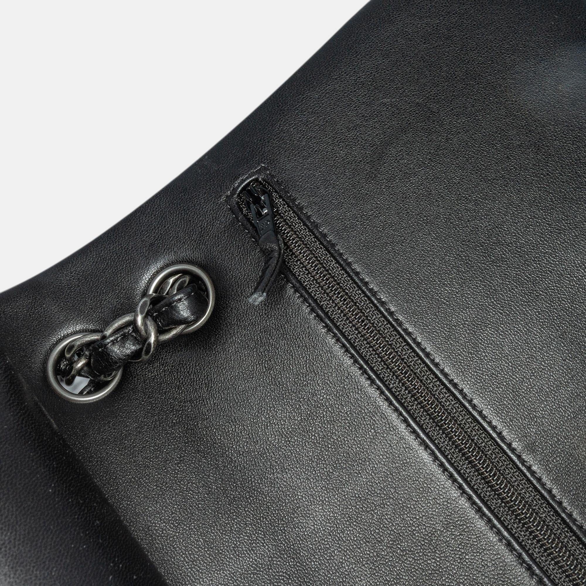 Chanel Black Jumbo Classic Lambskin Double Flap 