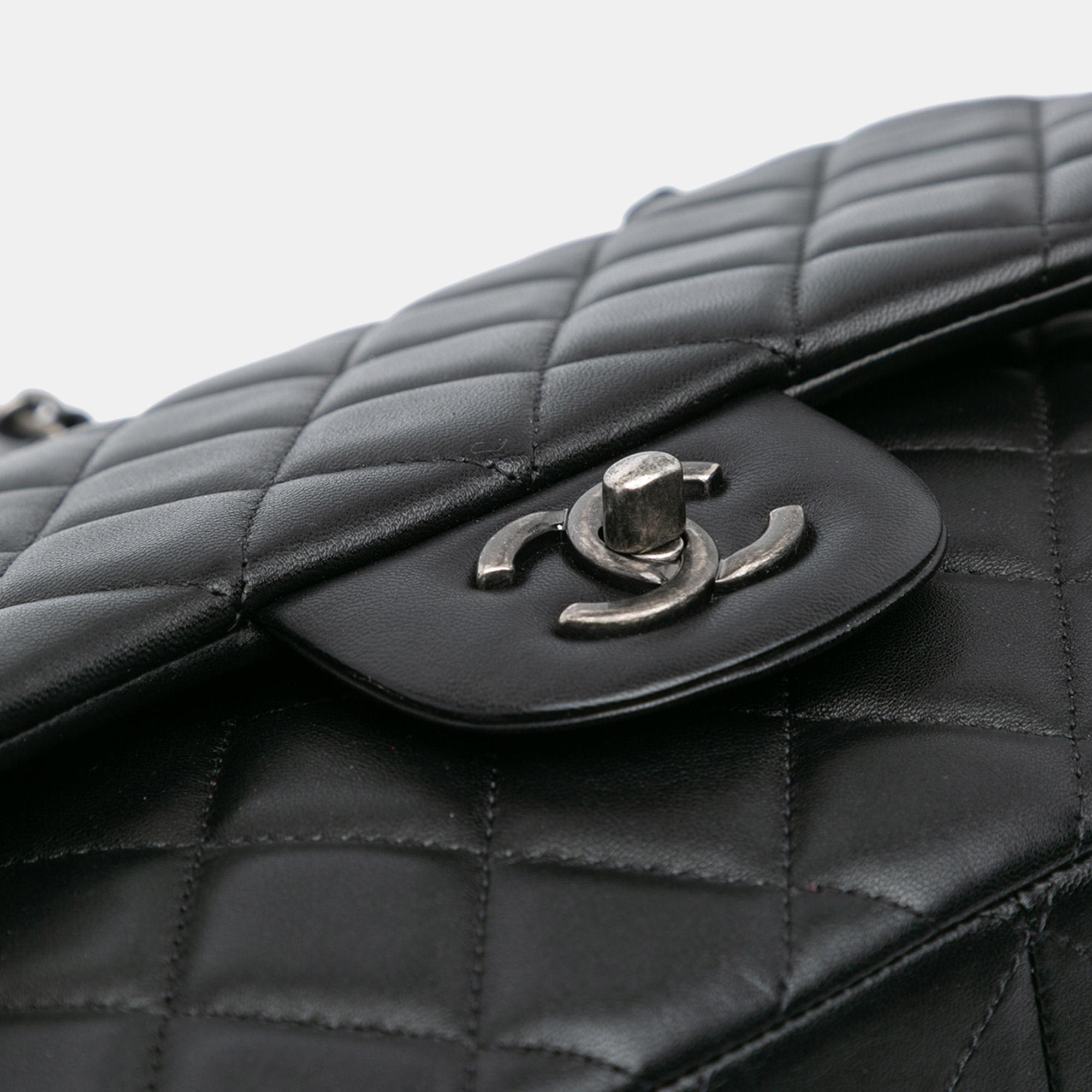 Chanel Black Jumbo Classic Lambskin Double Flap 