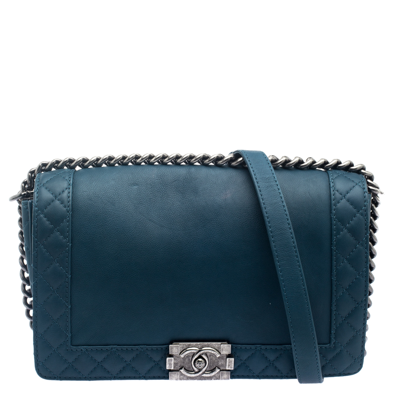 مملوكة مسبقًا Chanel Ocean Blue Leather New Medium Reverso Boy Flap Bag