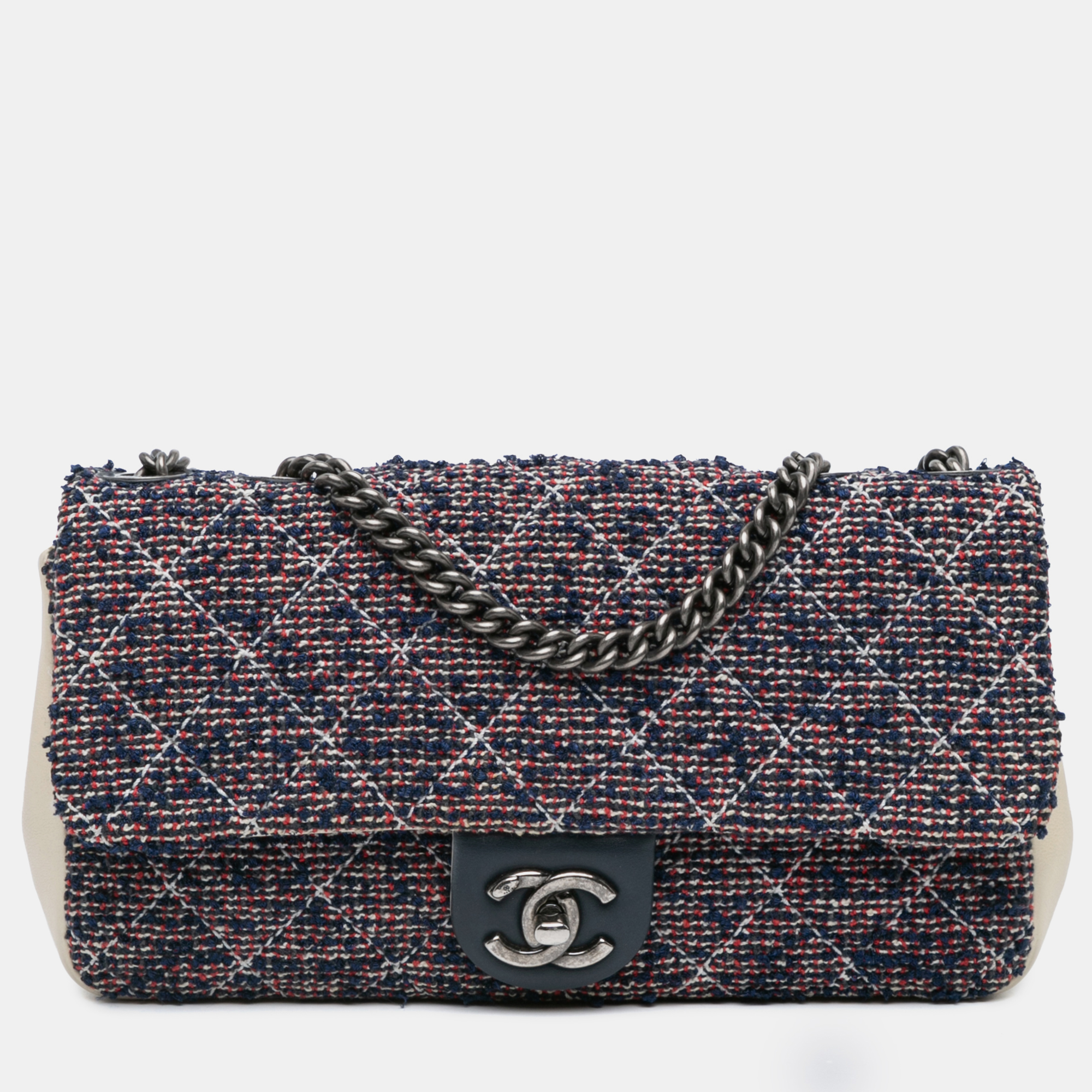 

Chanel Navy Blue Medium Tweed Single Flap Shoulder Bag