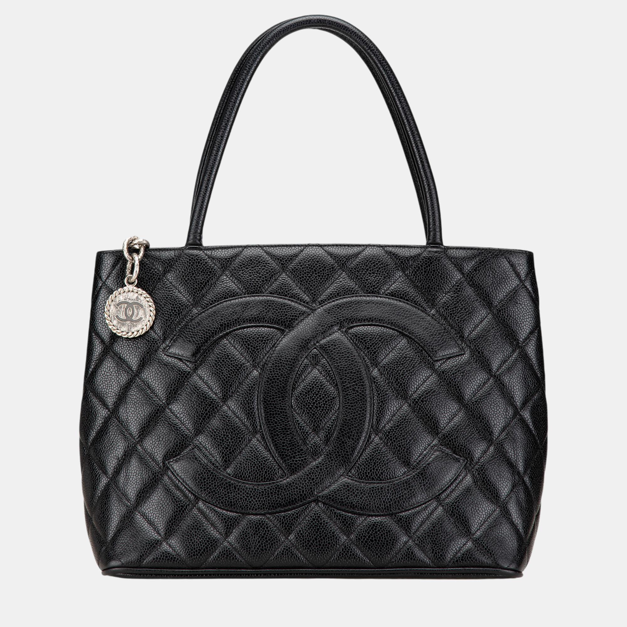 

Chanel Black Caviar Medallion Tote