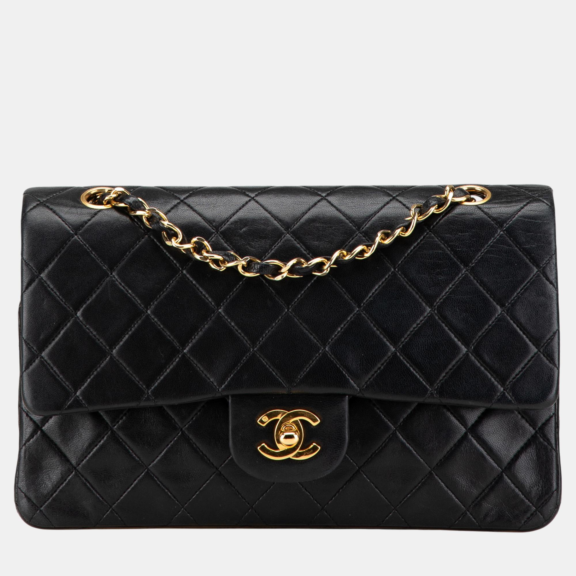 

Chanel Black Medium Classic Lambskin Double Flap