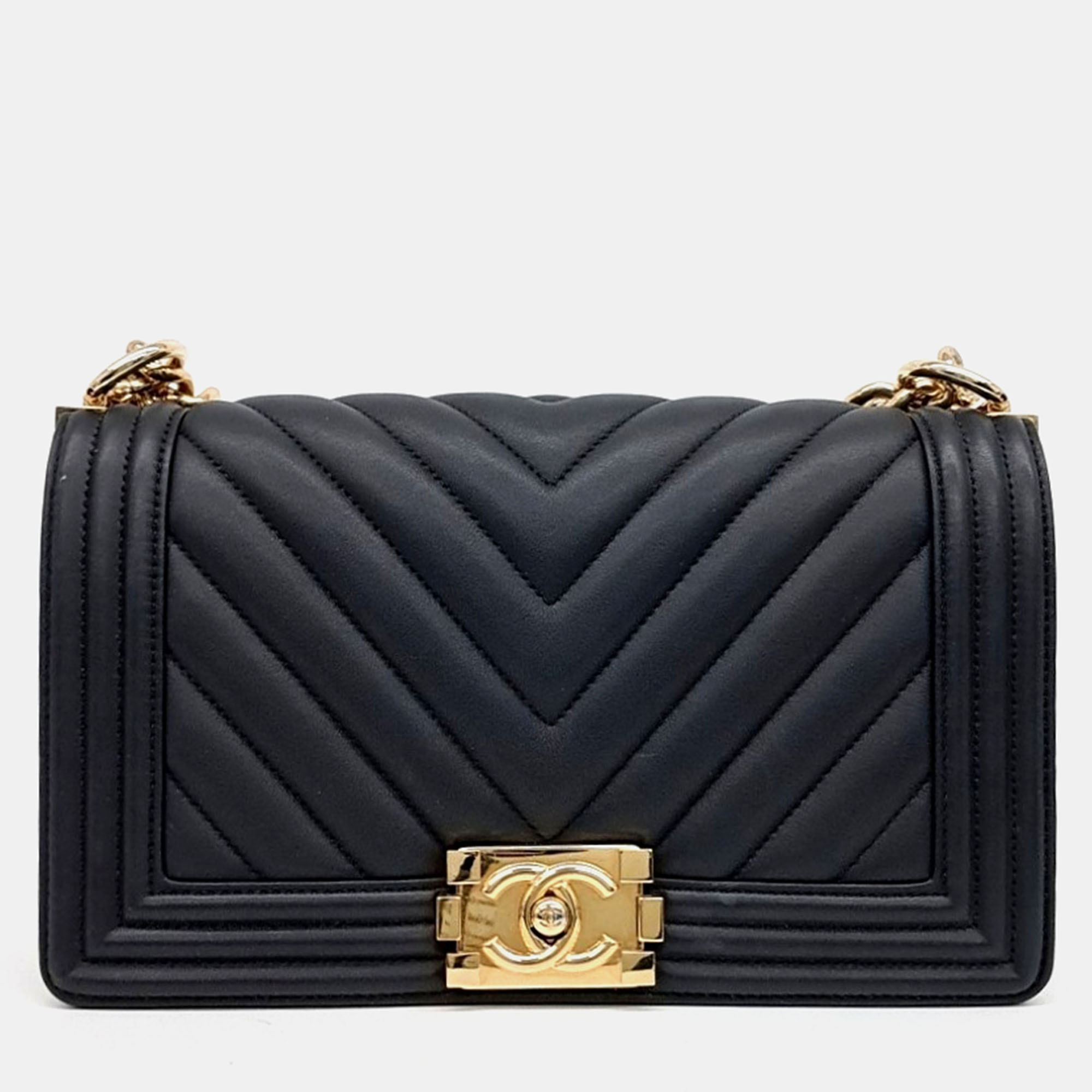 

Chanel Black Leather Chevron Boy Medium Bag