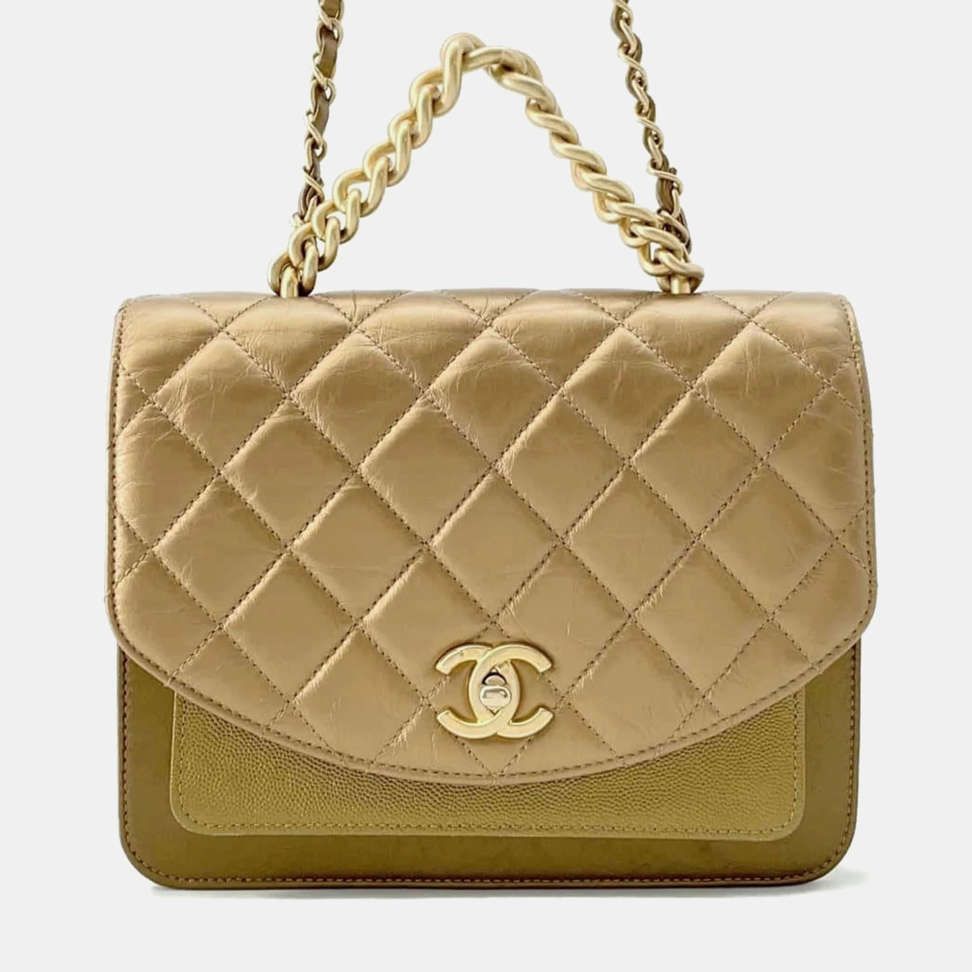 

Chanel Gold Leather Chain Shoulder Bag