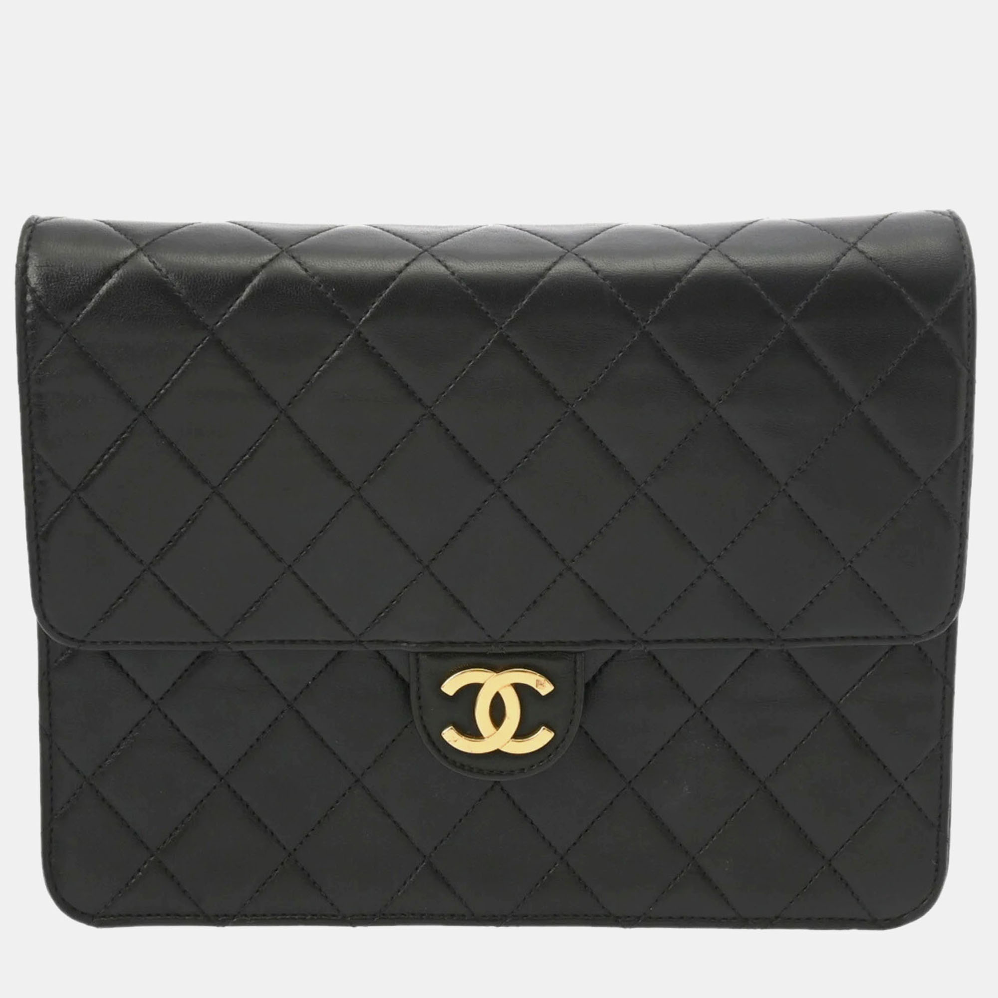 

Chanel Black Lambskin Matelasse CC Chain Shoulder Bag