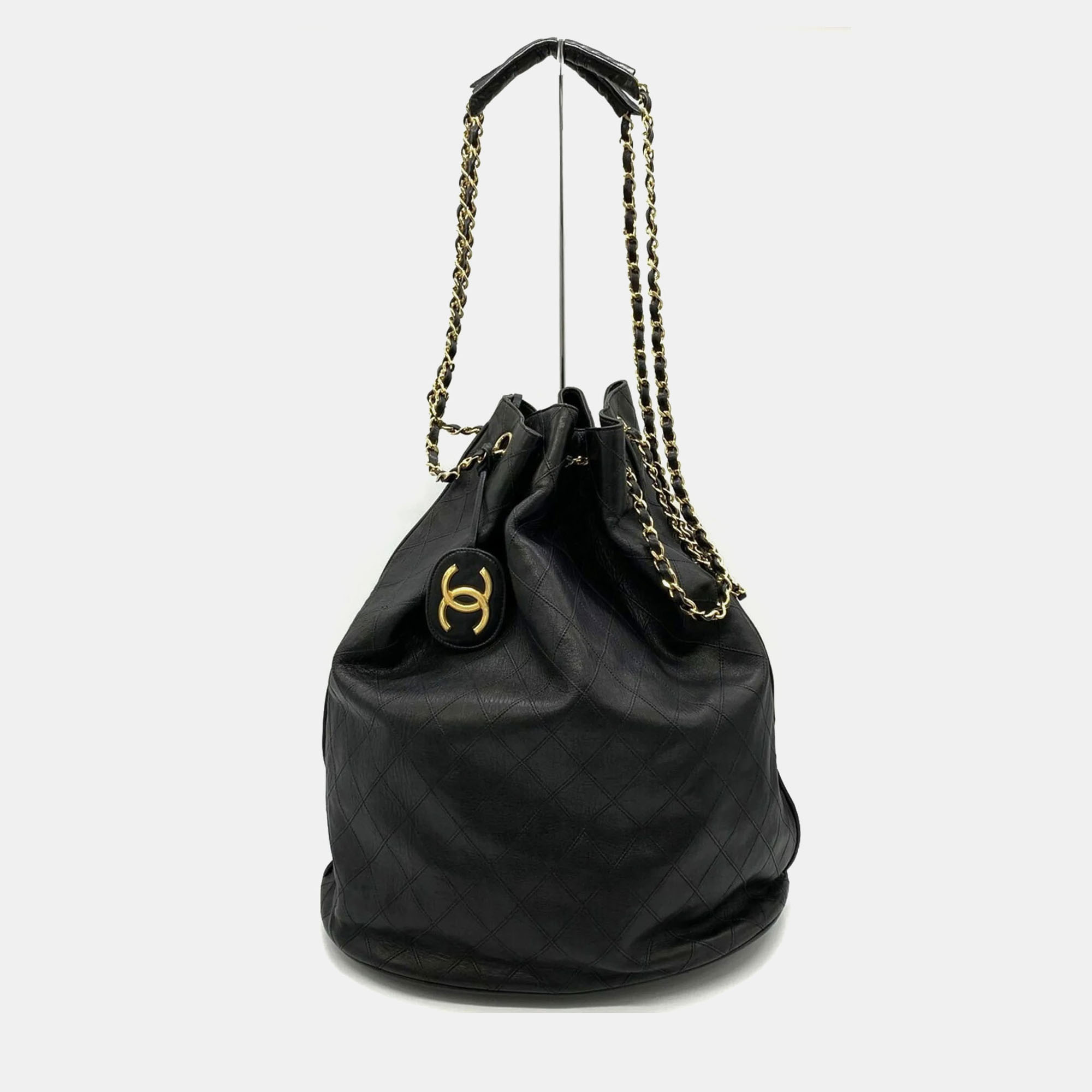 

Chanel Black Lambskin Quilted Drawstring Bucket Bag