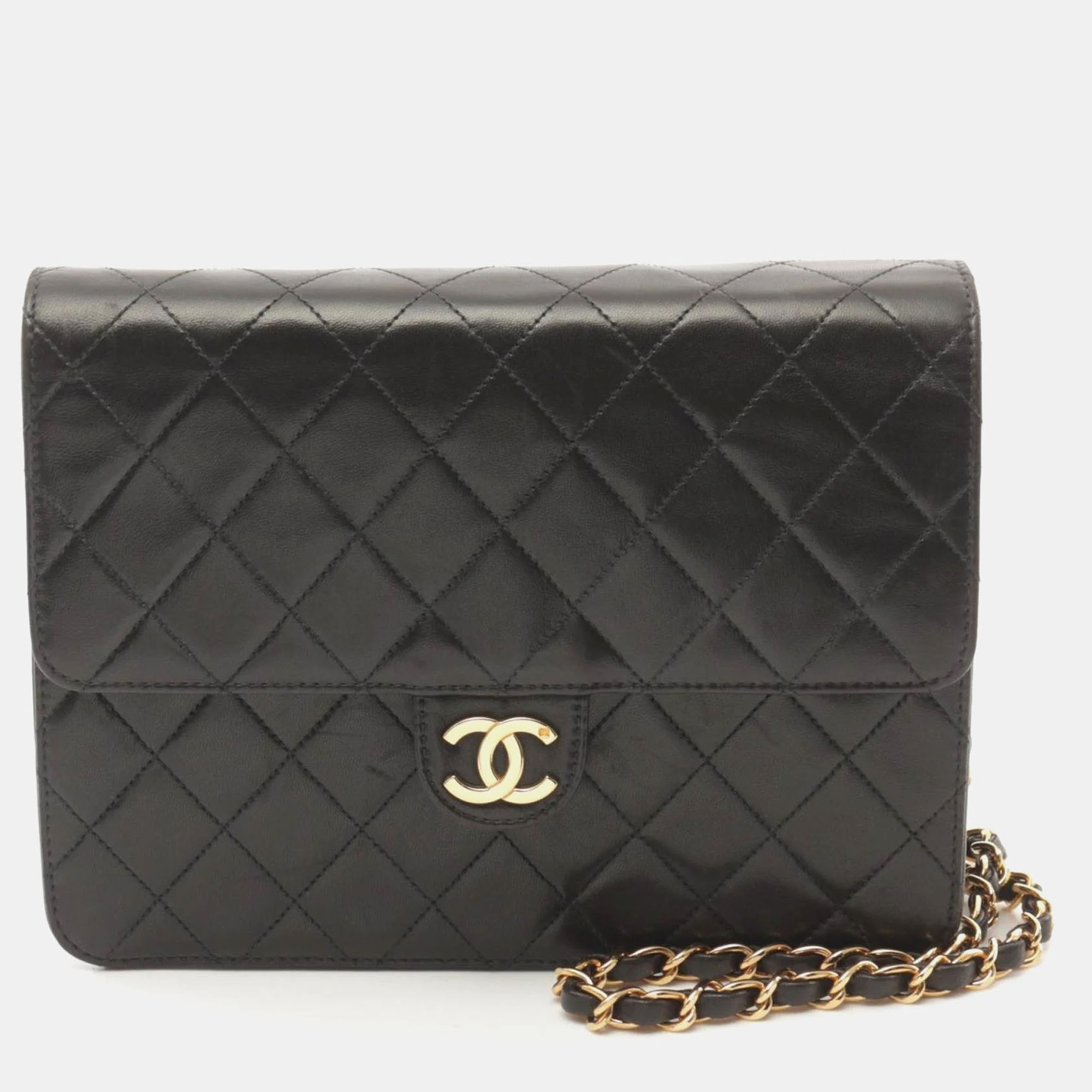 

Chanel Black Lambskin Matelasse Shoulder Bag