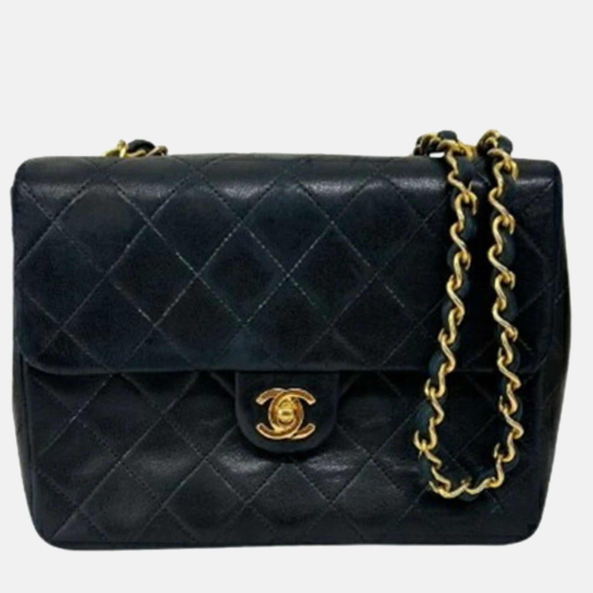 

Chanel Black Lambskin Matelasse Chain Flap Bag