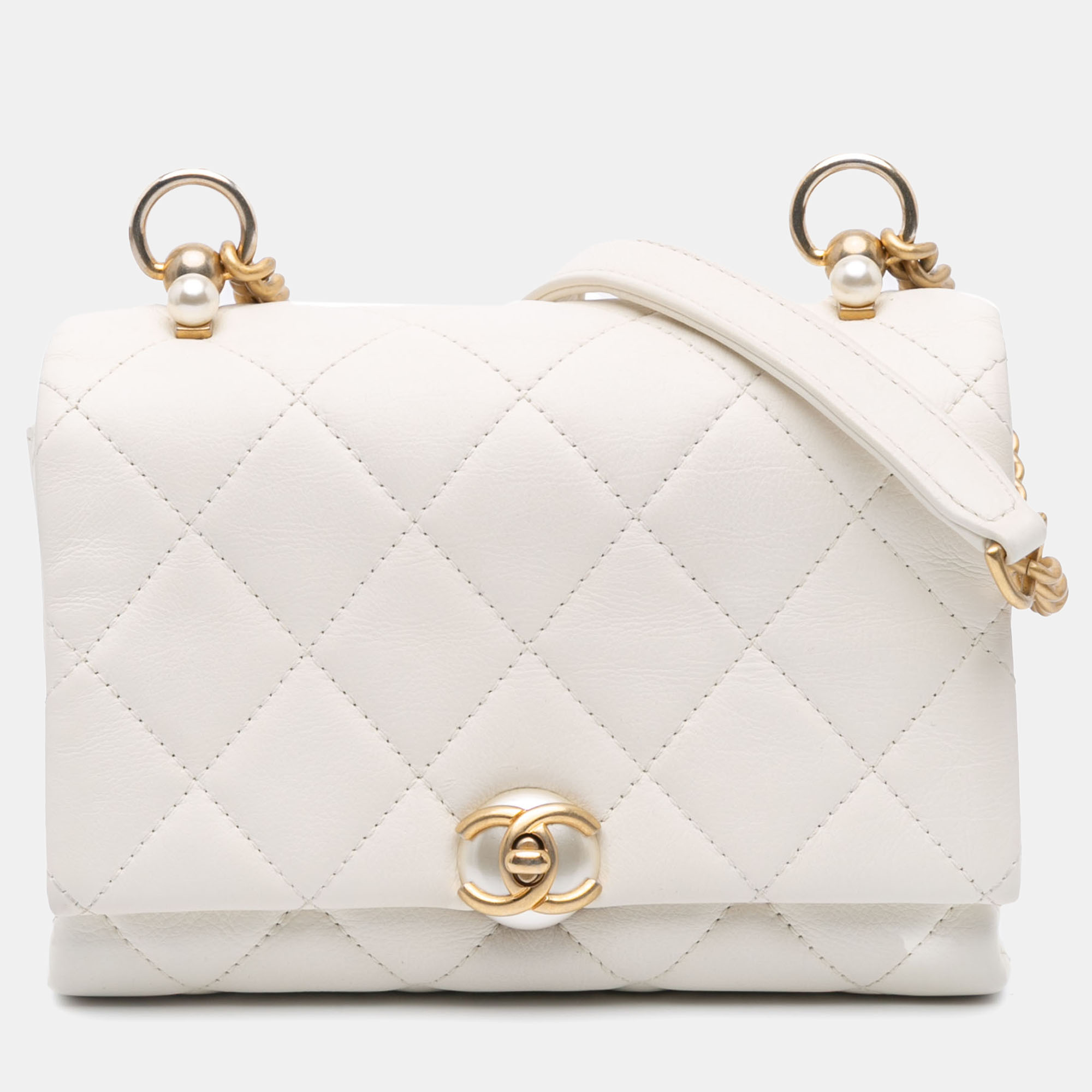 

Chanel White Quilted Calfskin Pearl CC Accordion Flap