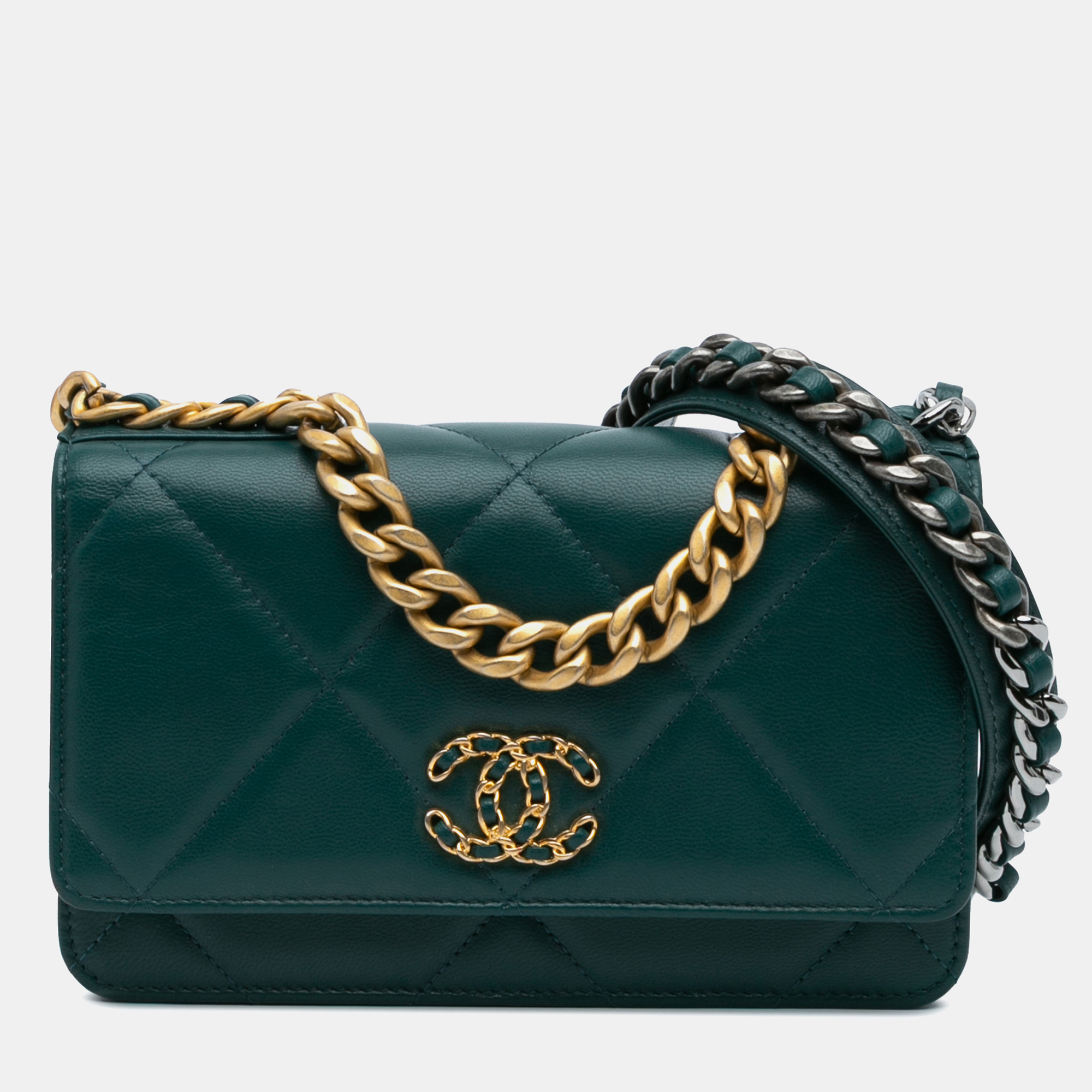 

Chanel Green Quilted Lambskin 19 Wallet on Chain