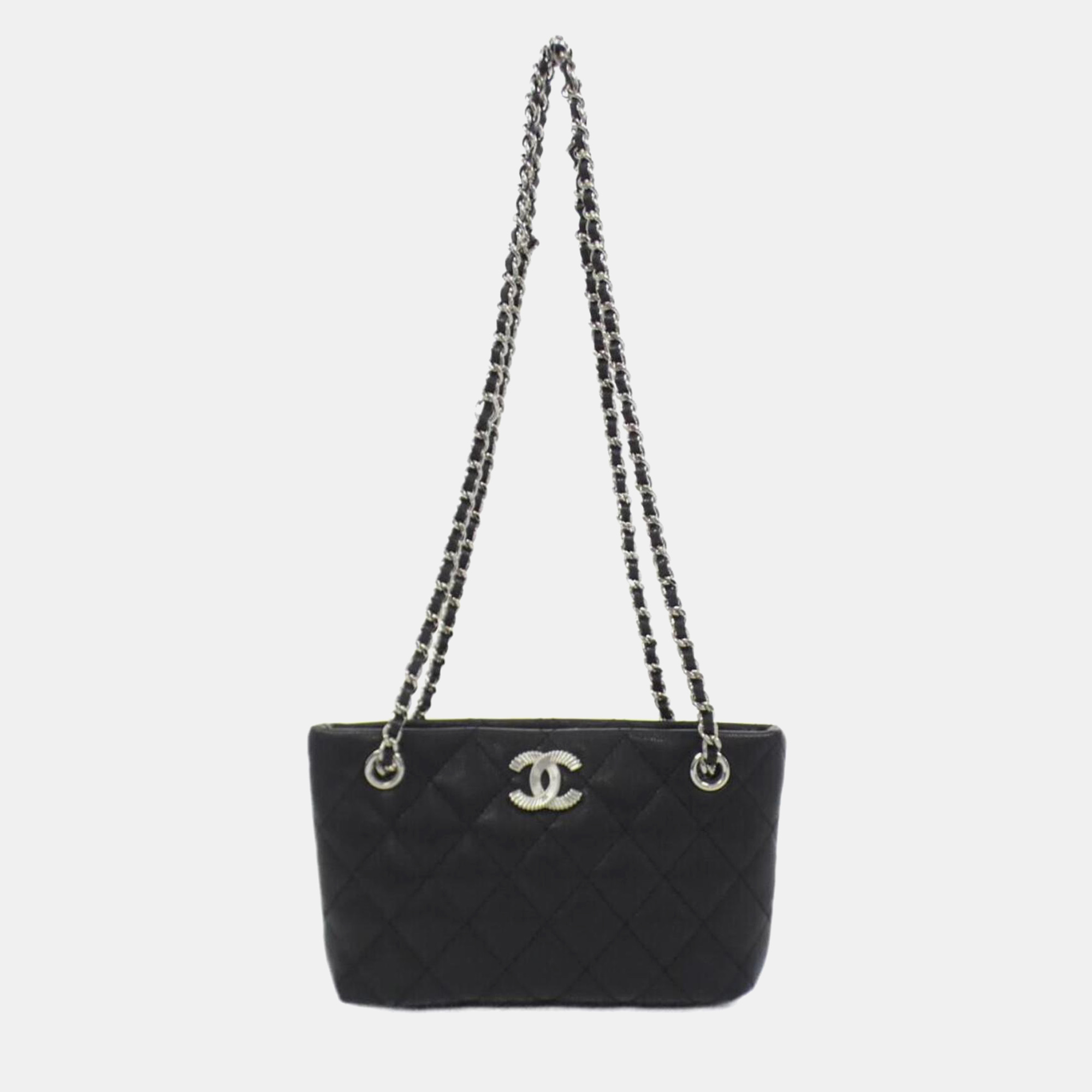 

Chanel Black Caviar Leather CC Shoulder Bag