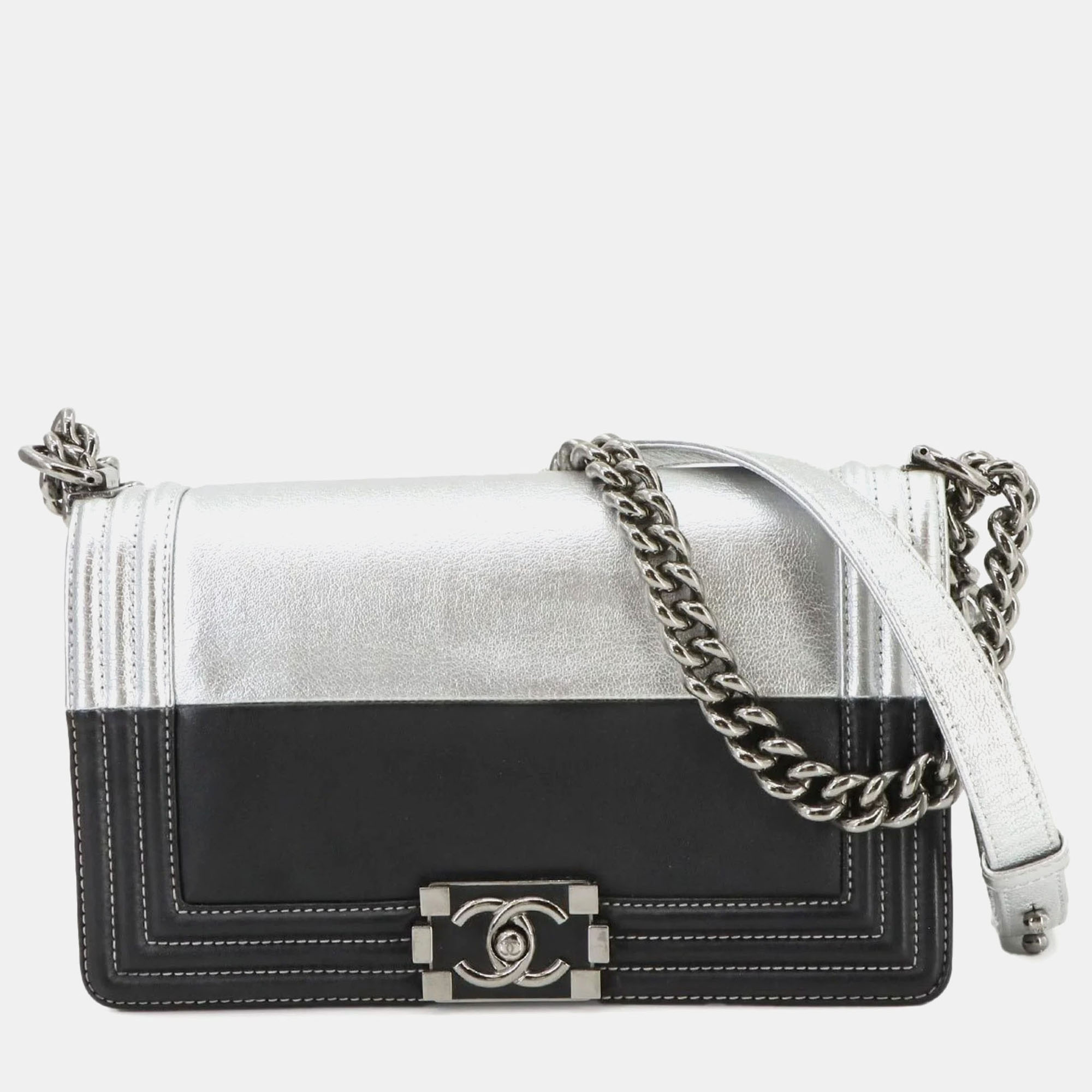 

Chanel Silver/Black Metallic Goatskin Calfskin Boy Flap Bag