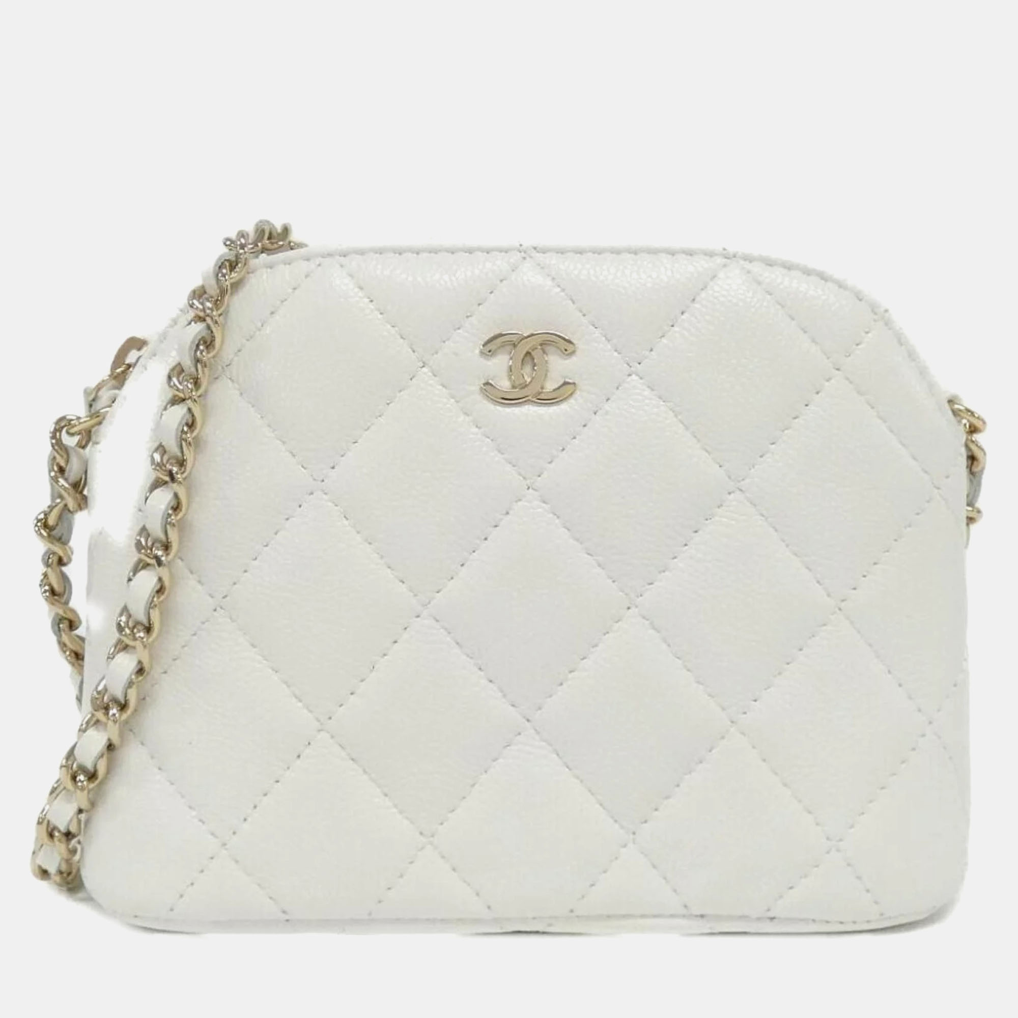 

Chanel White Caviar Clutch With Chain