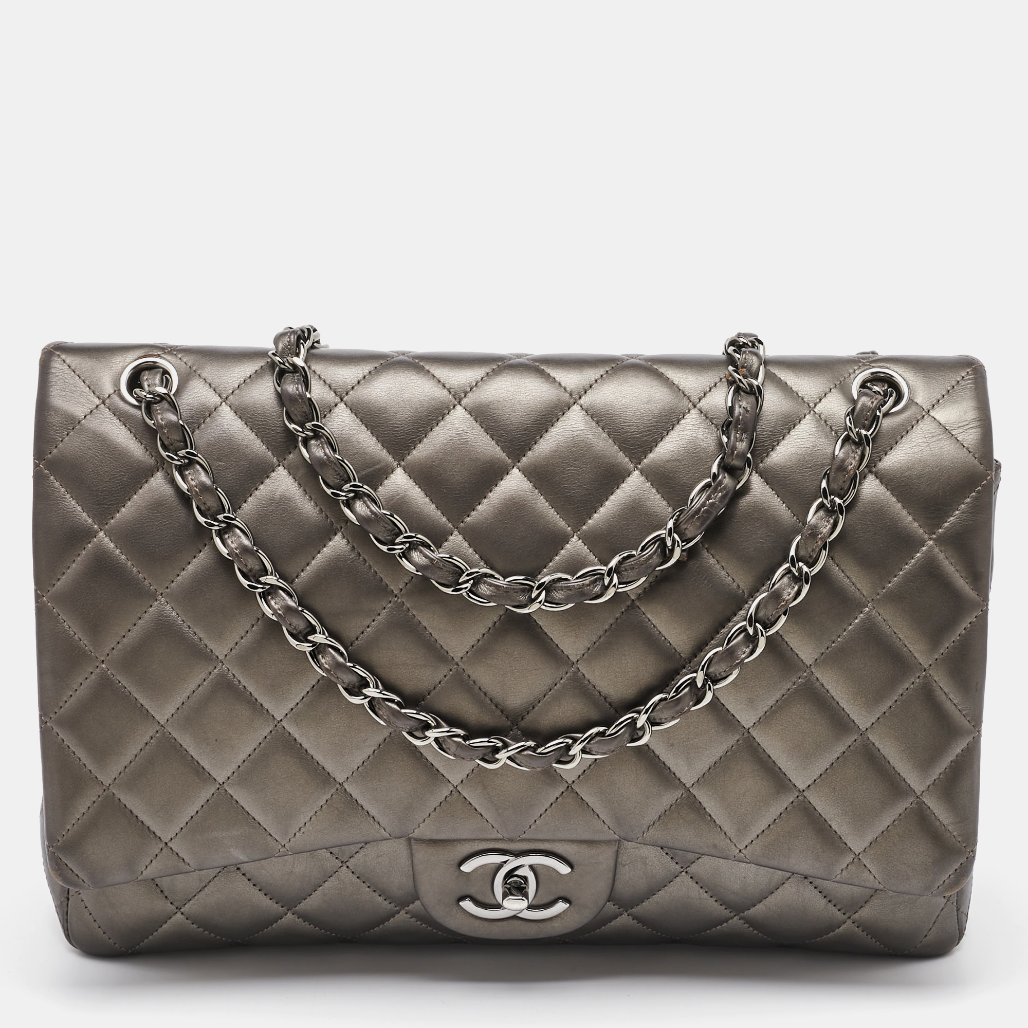 

Chanel Grey Quilted Leather Maxi Classic Double Flap Bag