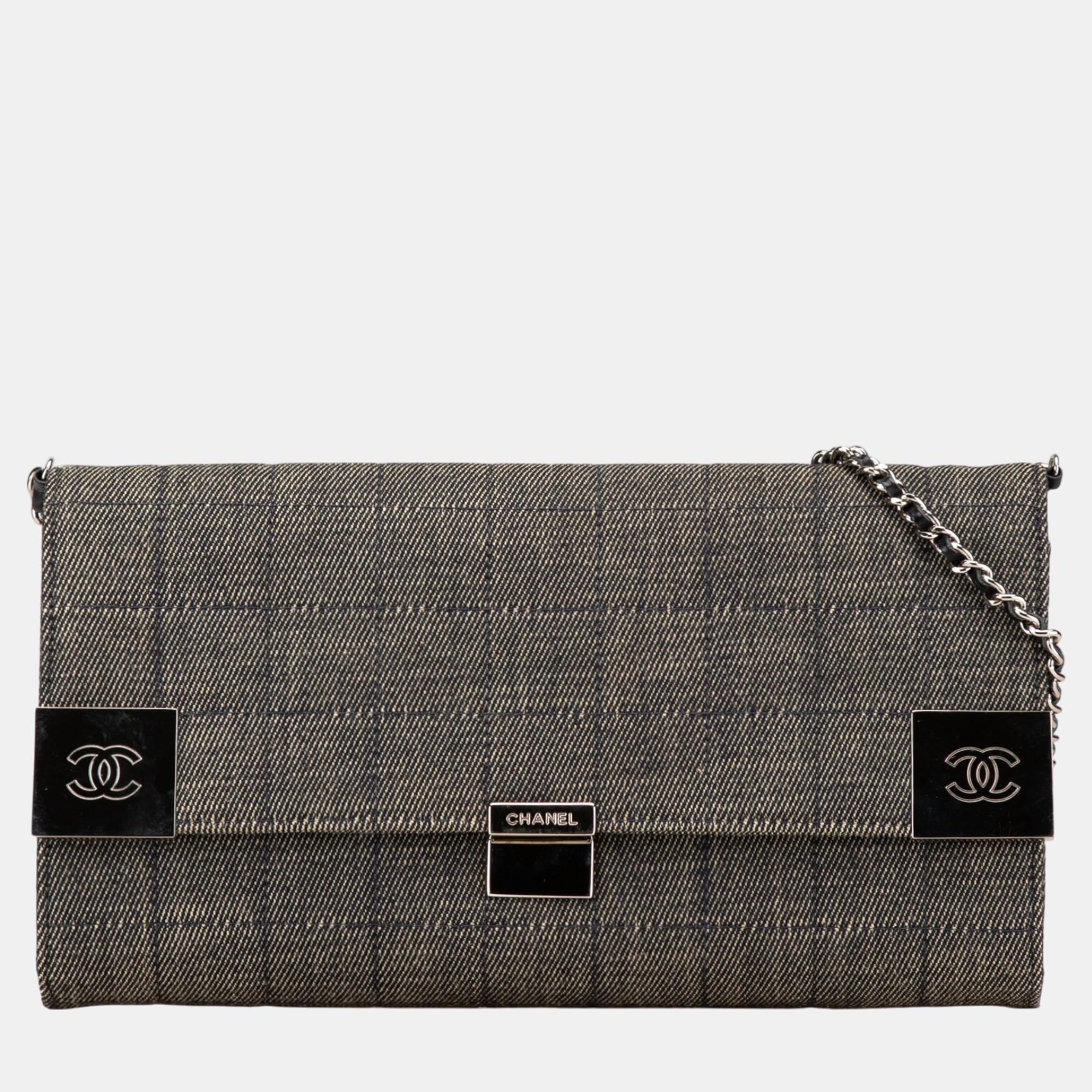 

Chanel Grey CC Choco Bar Denim Chain Flap