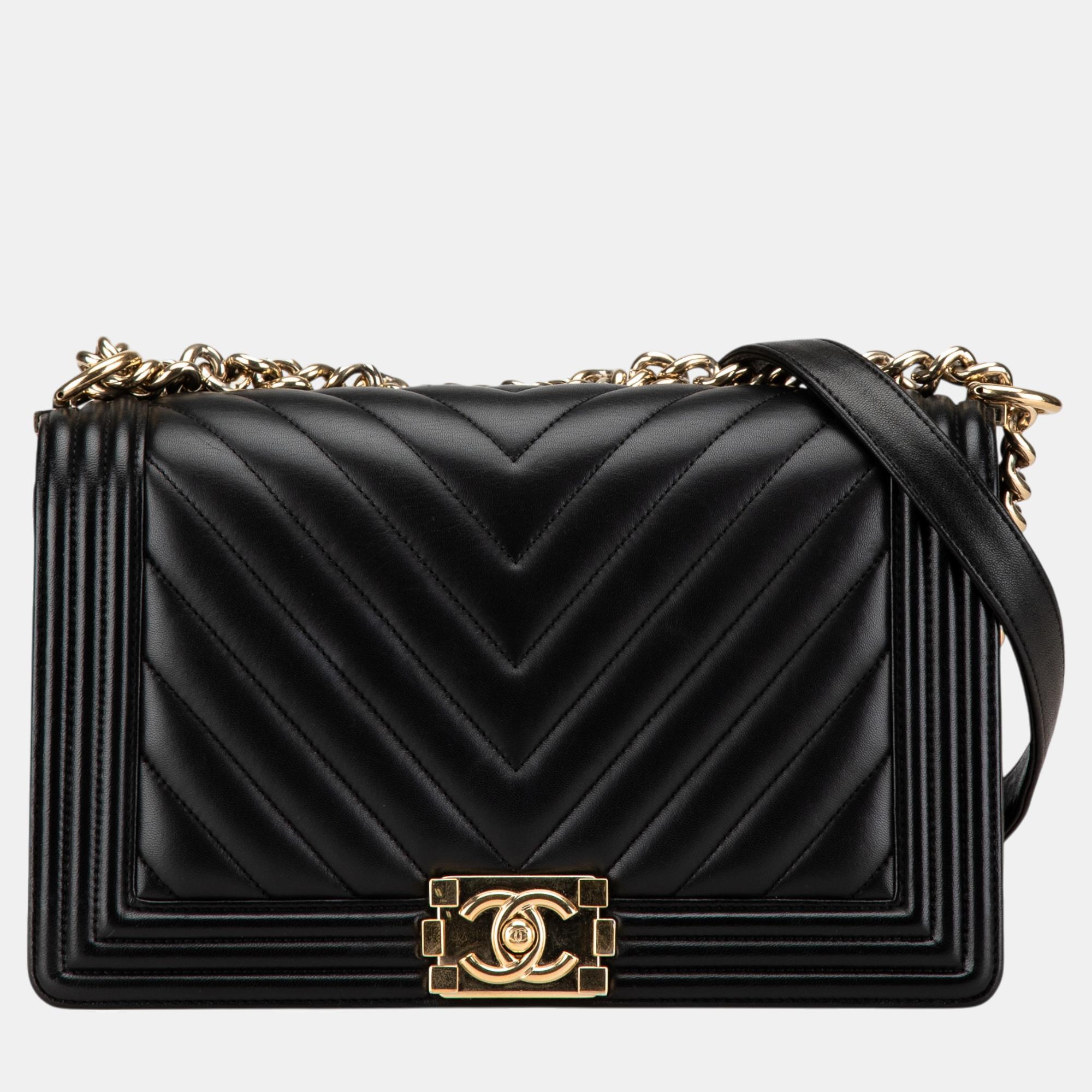 

Chanel Black New Medium Chevron Lambskin Boy Flap